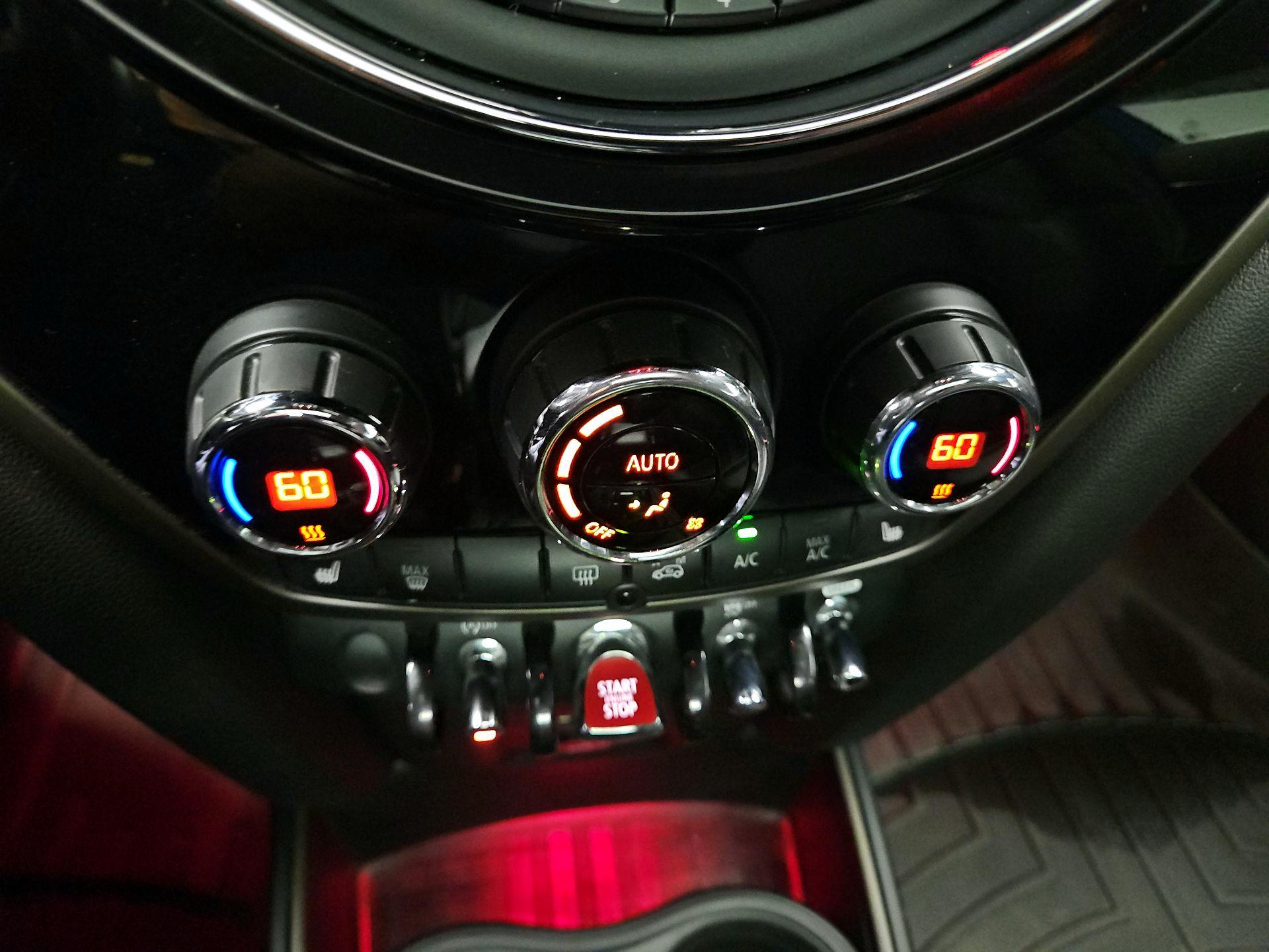Thumbnail: 2019 MINI Cooper Countryman - 17