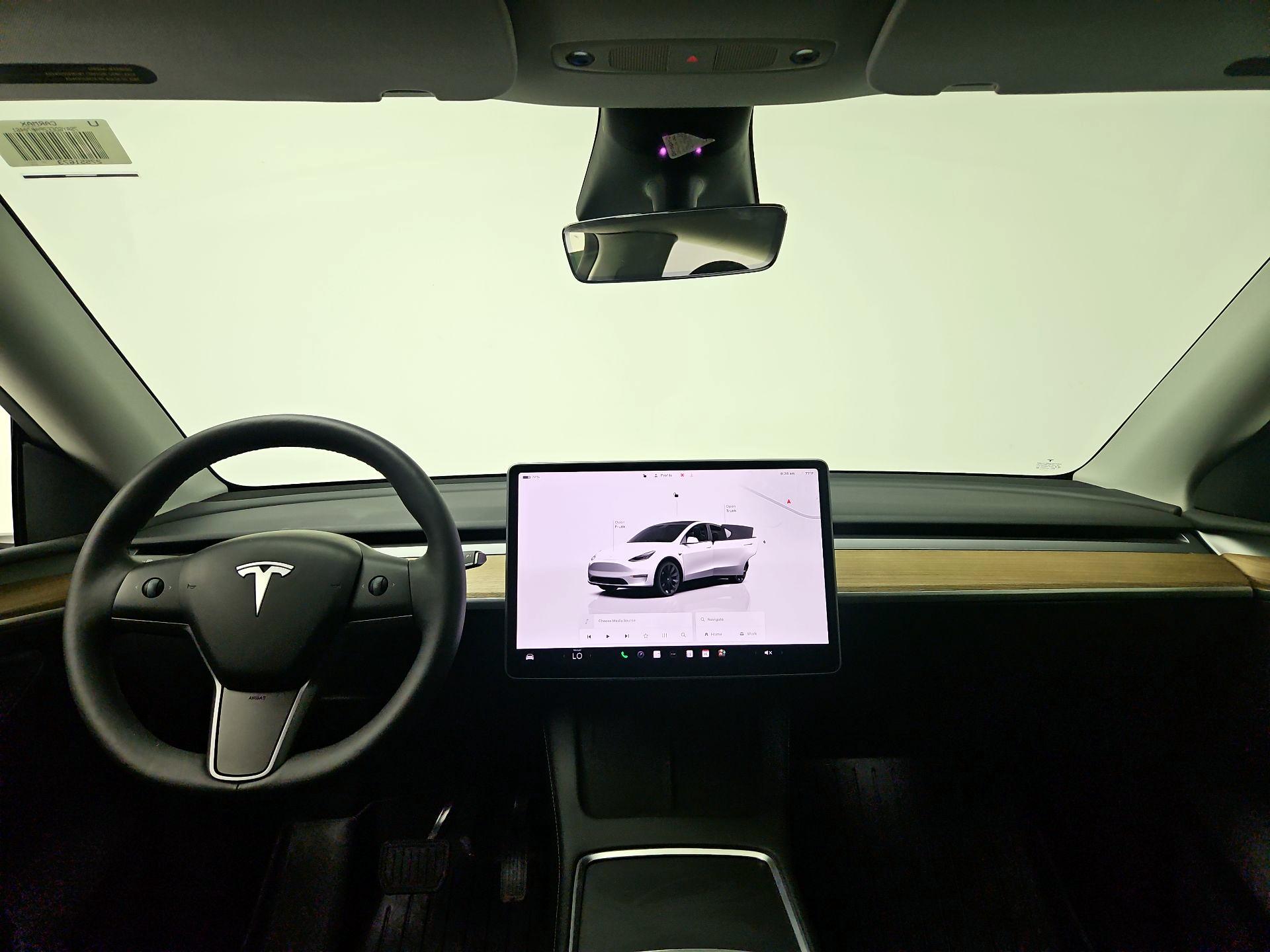 Thumbnail: 2023 Tesla Model Y - 9