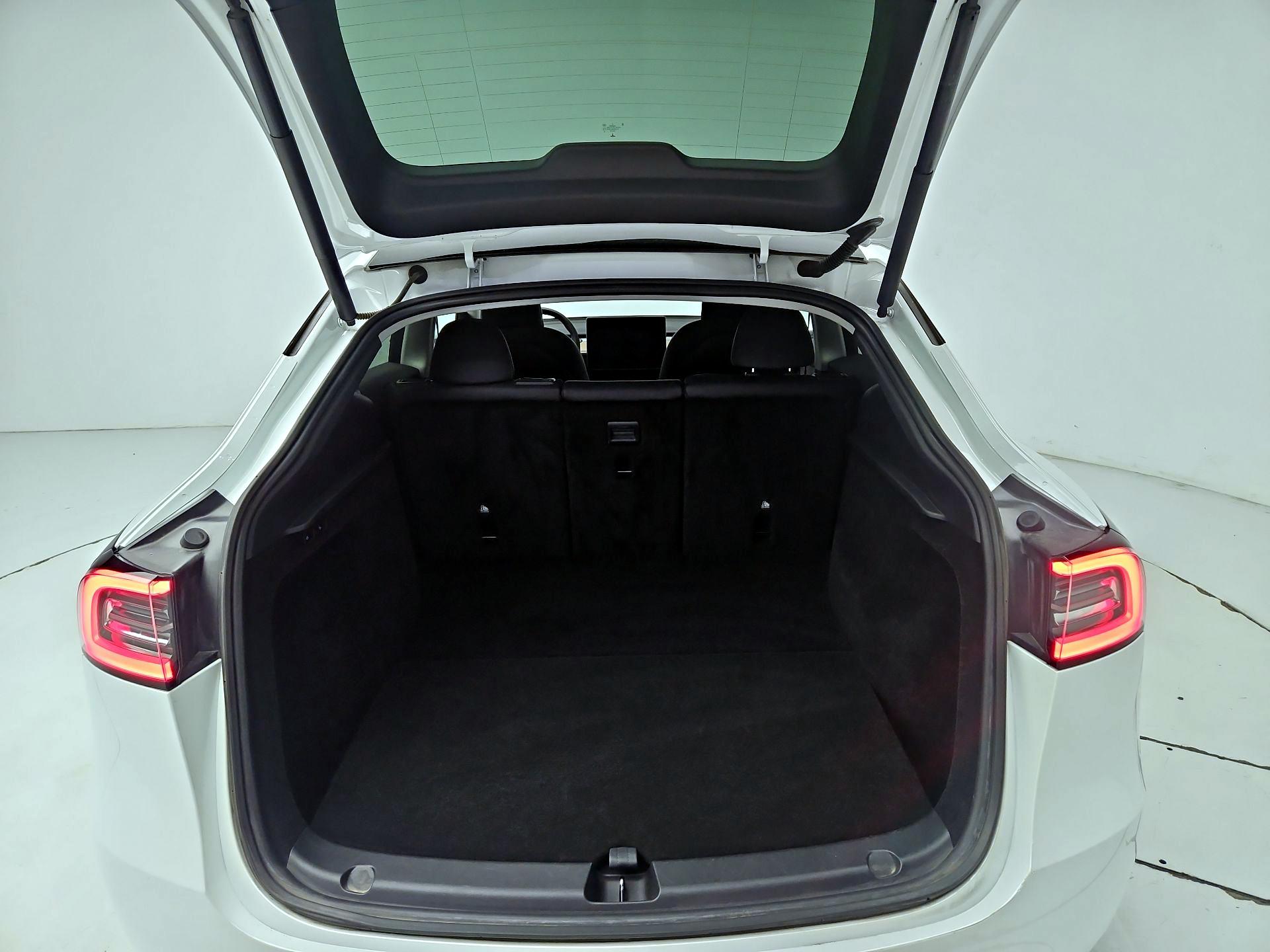 Thumbnail: 2023 Tesla Model Y - 20