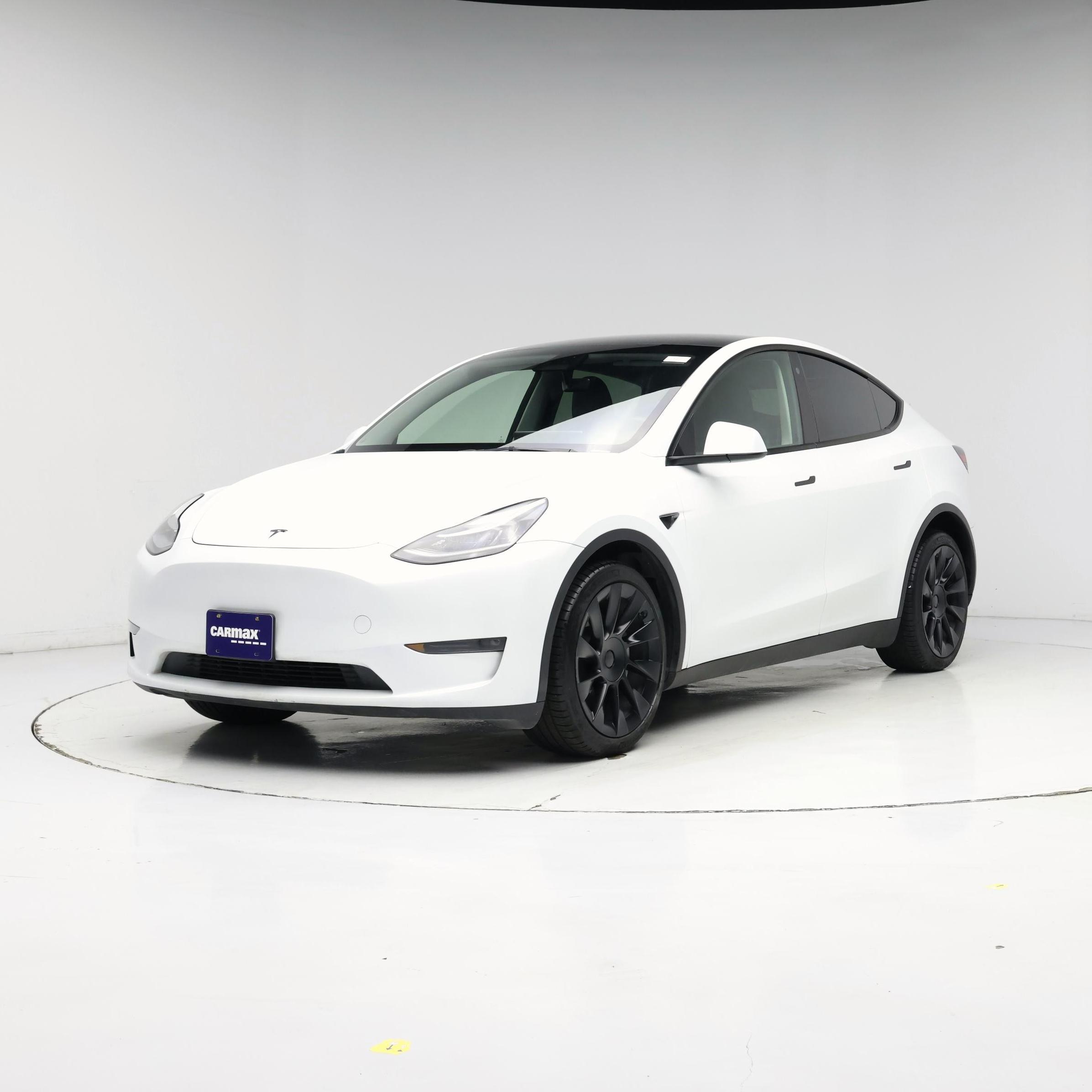 Thumbnail: 2023 Tesla Model Y - 4