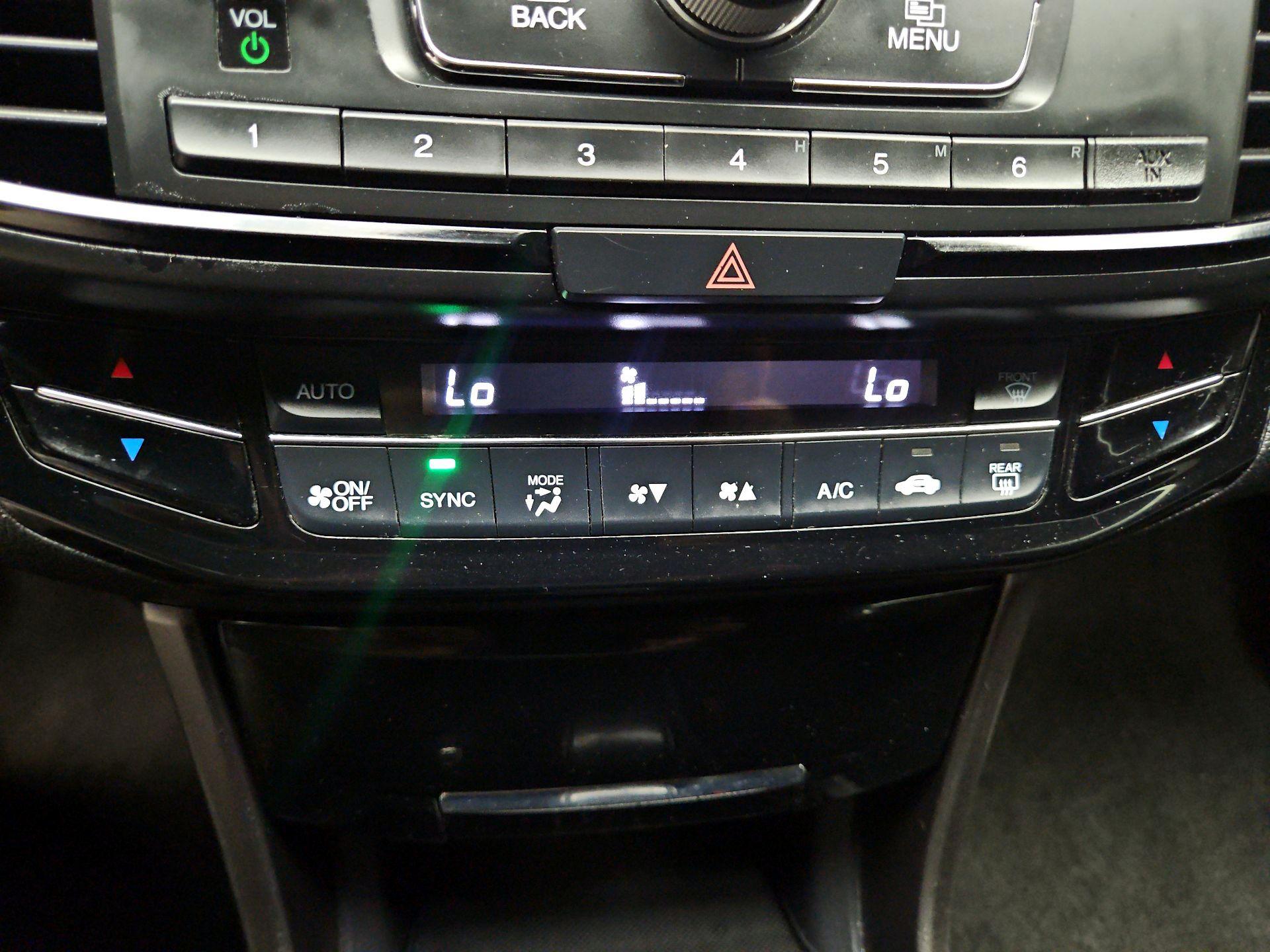 Thumbnail: 2016 Honda Accord - 16