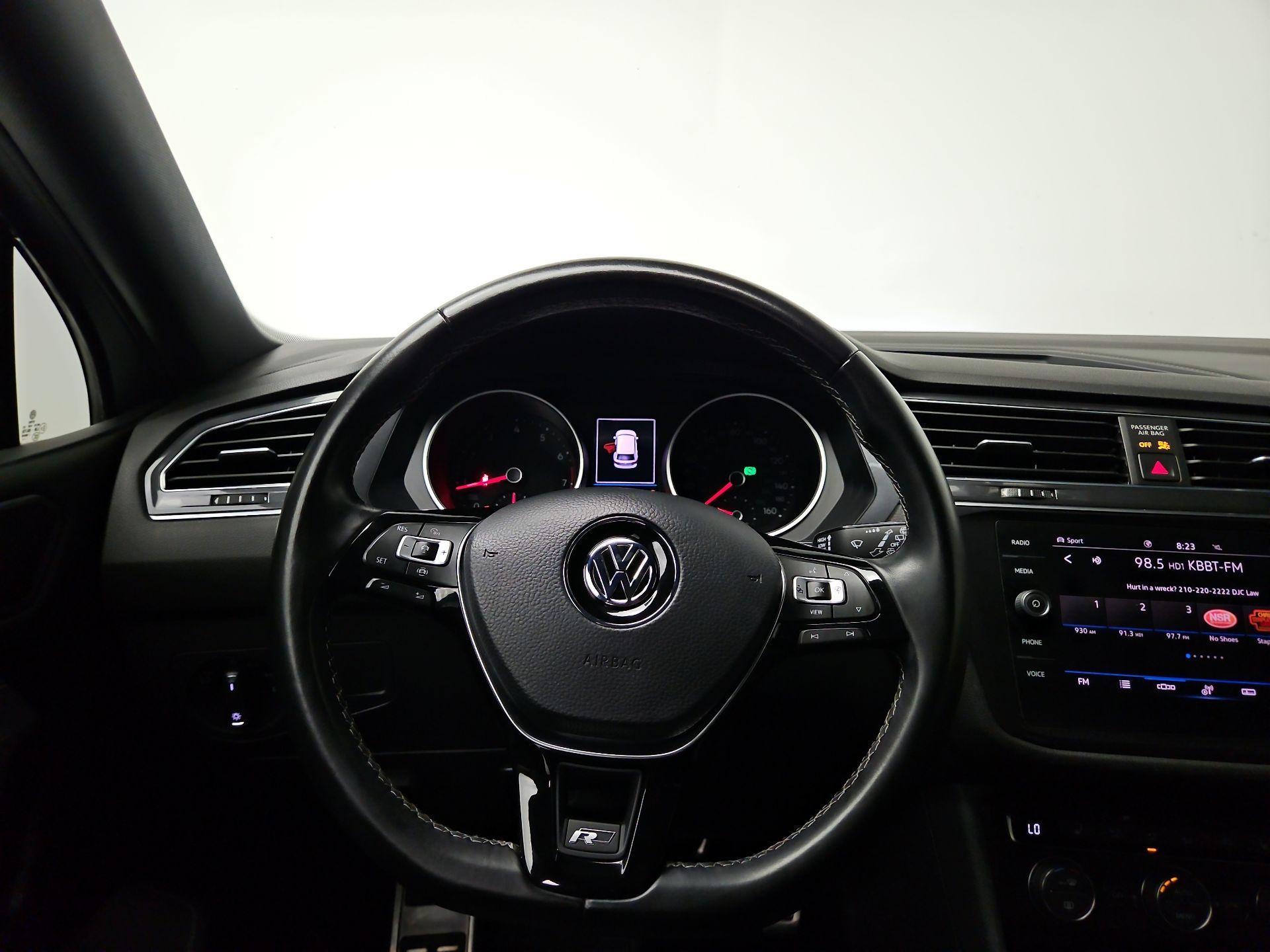 Thumbnail: 2021 Volkswagen Tiguan - 10