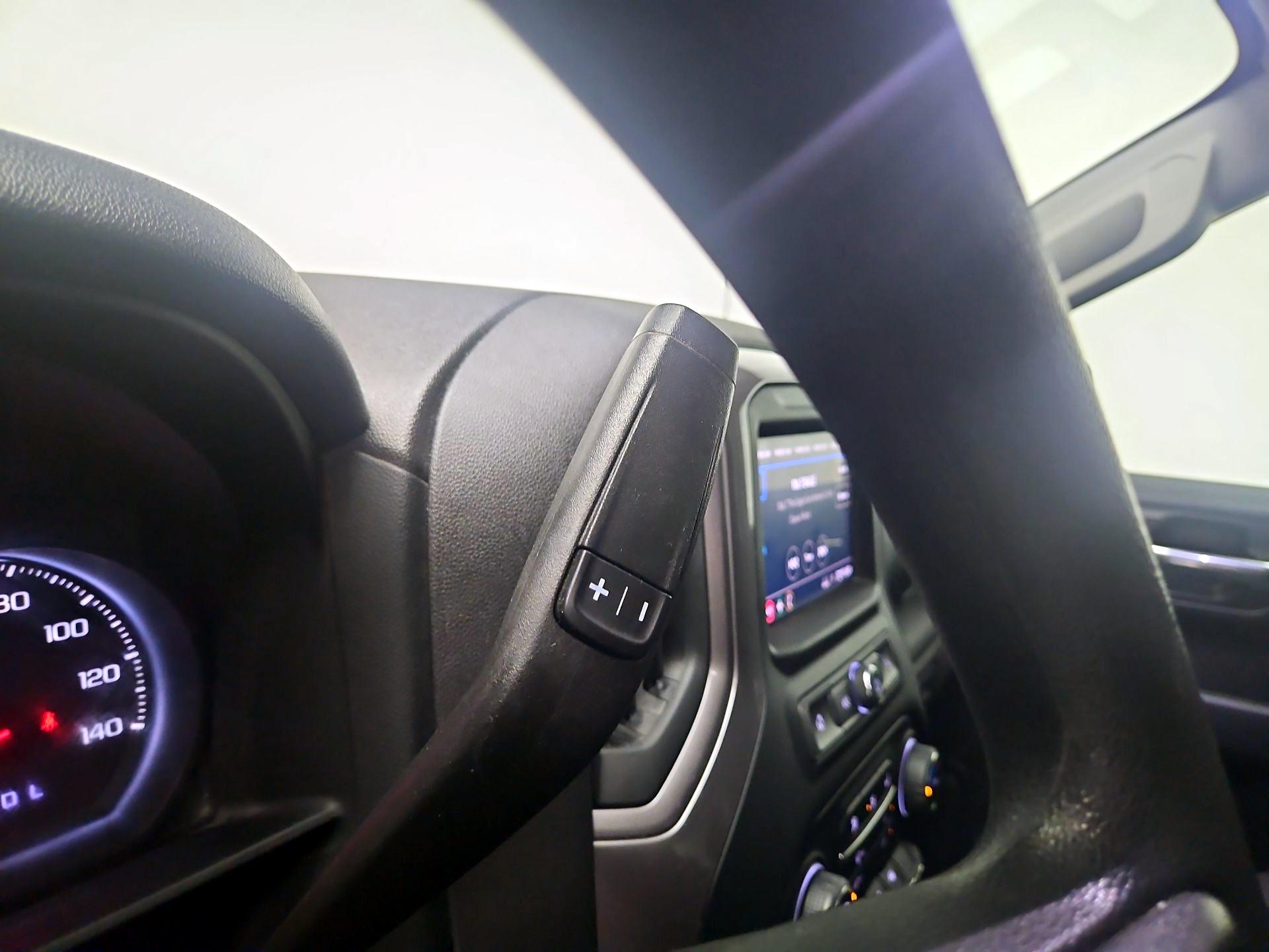 Thumbnail: 2022 Chevrolet Silverado 1500 - 17
