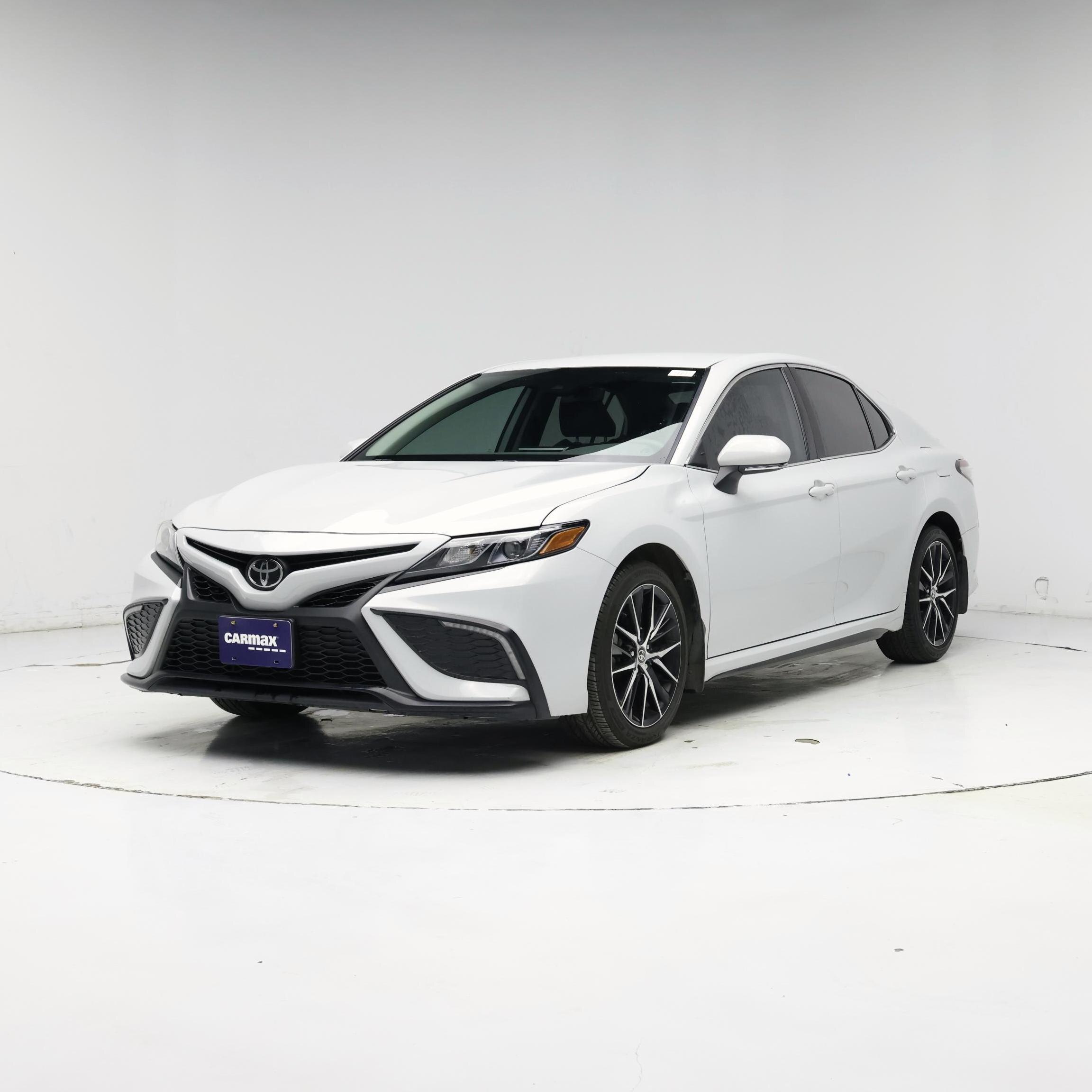 Thumbnail: 2024 Toyota Camry - 4
