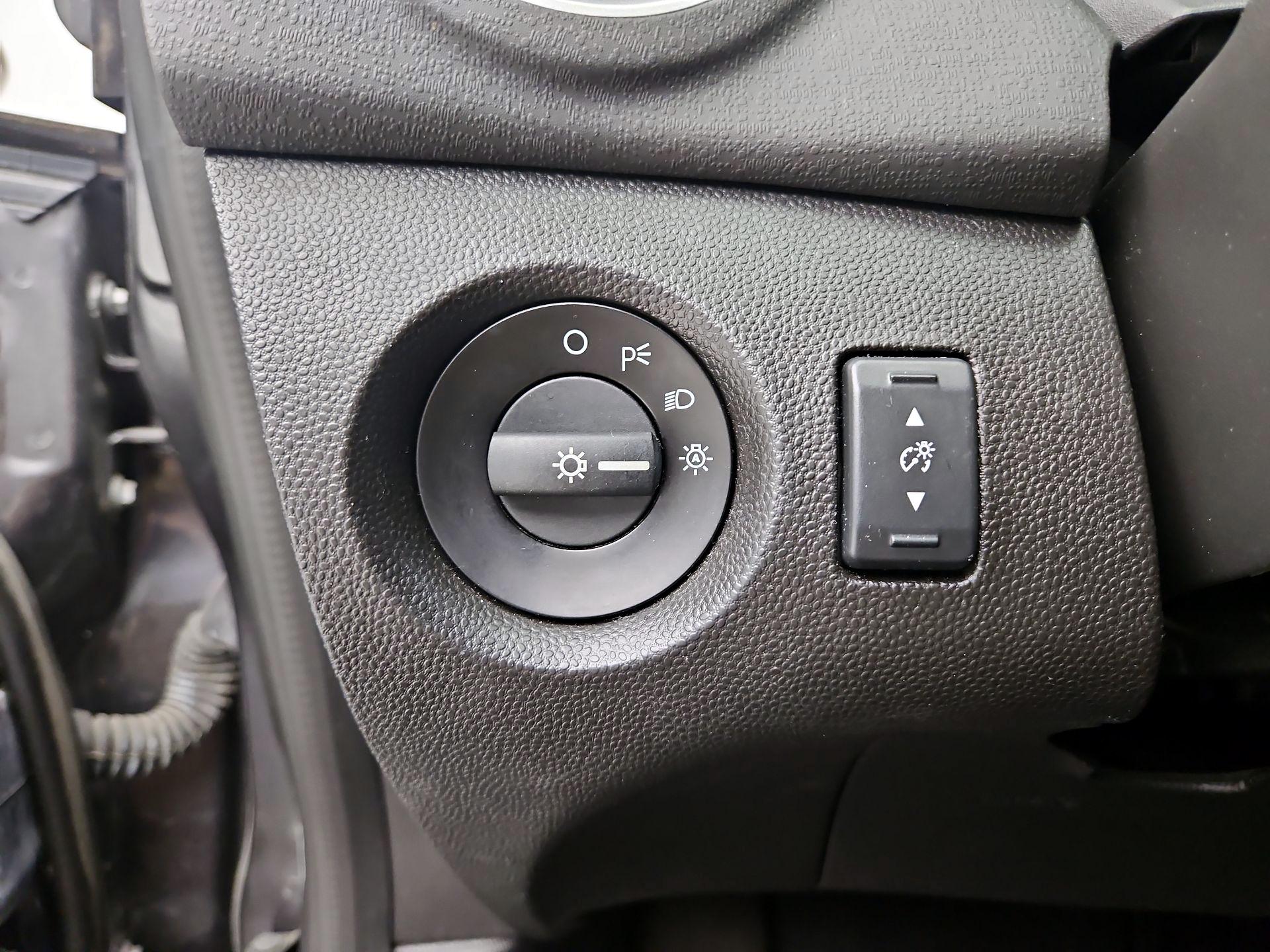 Thumbnail: 2019 Ford Fiesta - 13