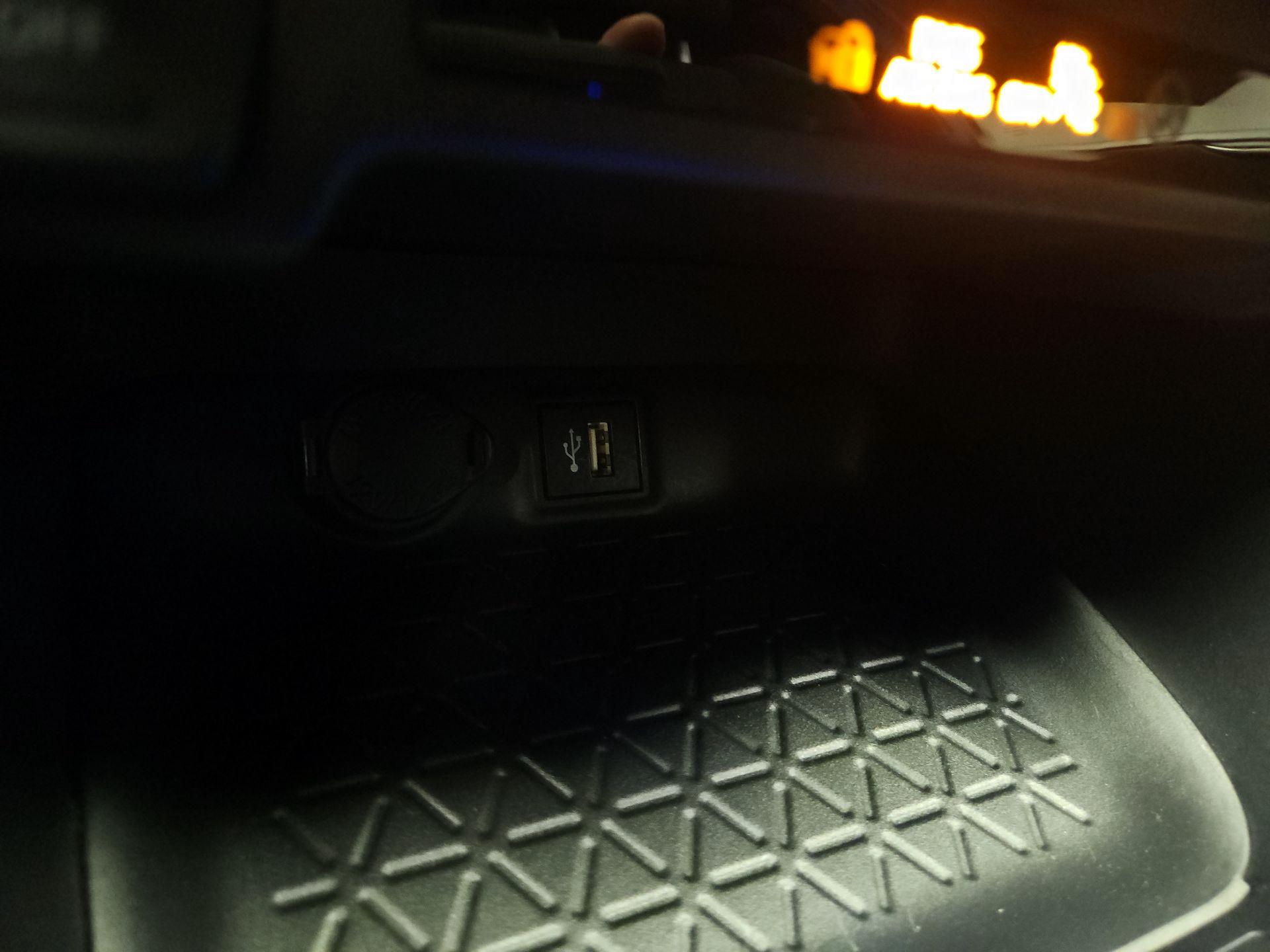 Thumbnail: 2023 Toyota RAV4 - 18