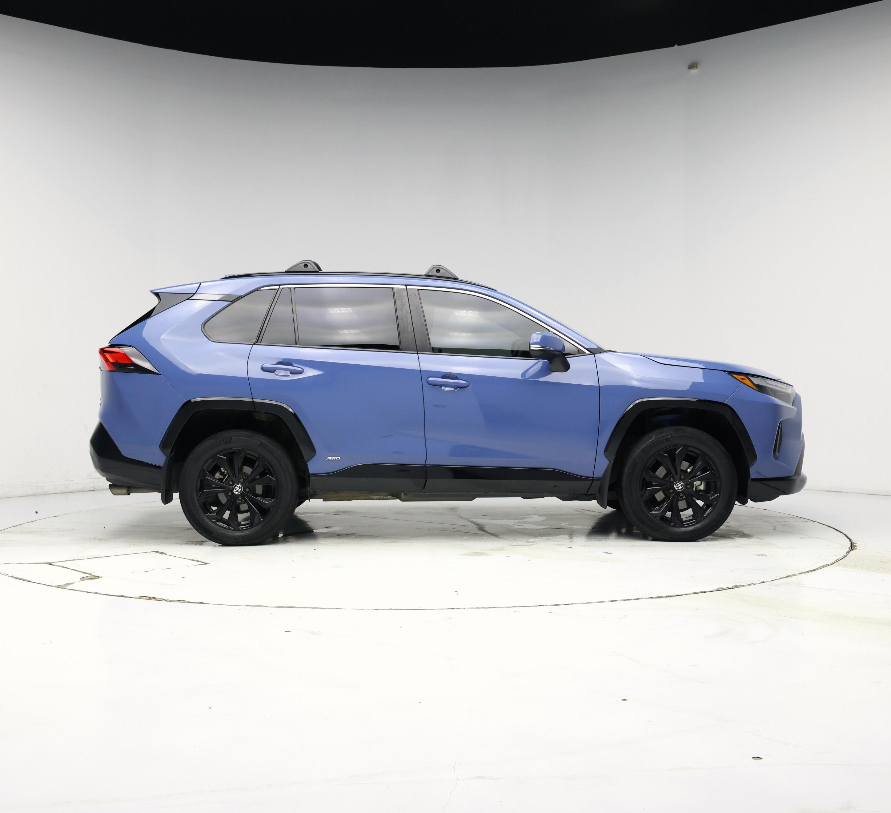 Thumbnail: 2023 Toyota RAV4 - 7