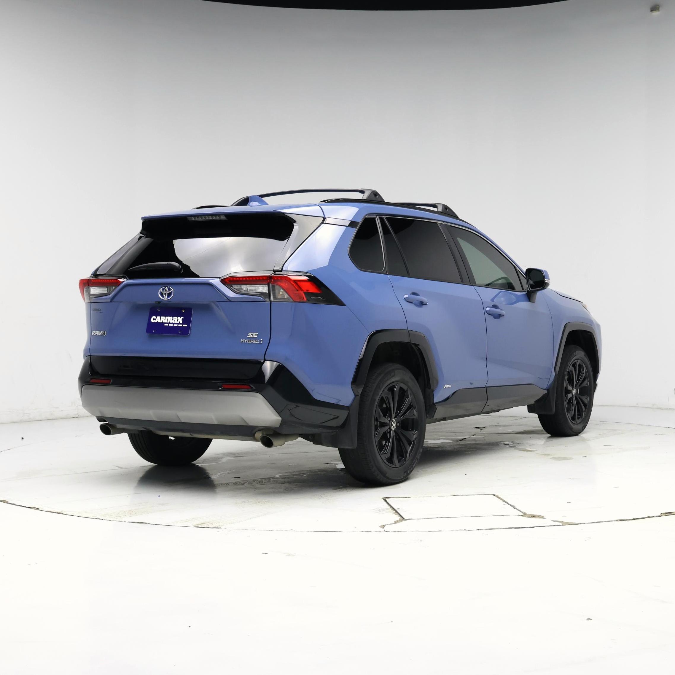 Thumbnail: 2023 Toyota RAV4 - 8