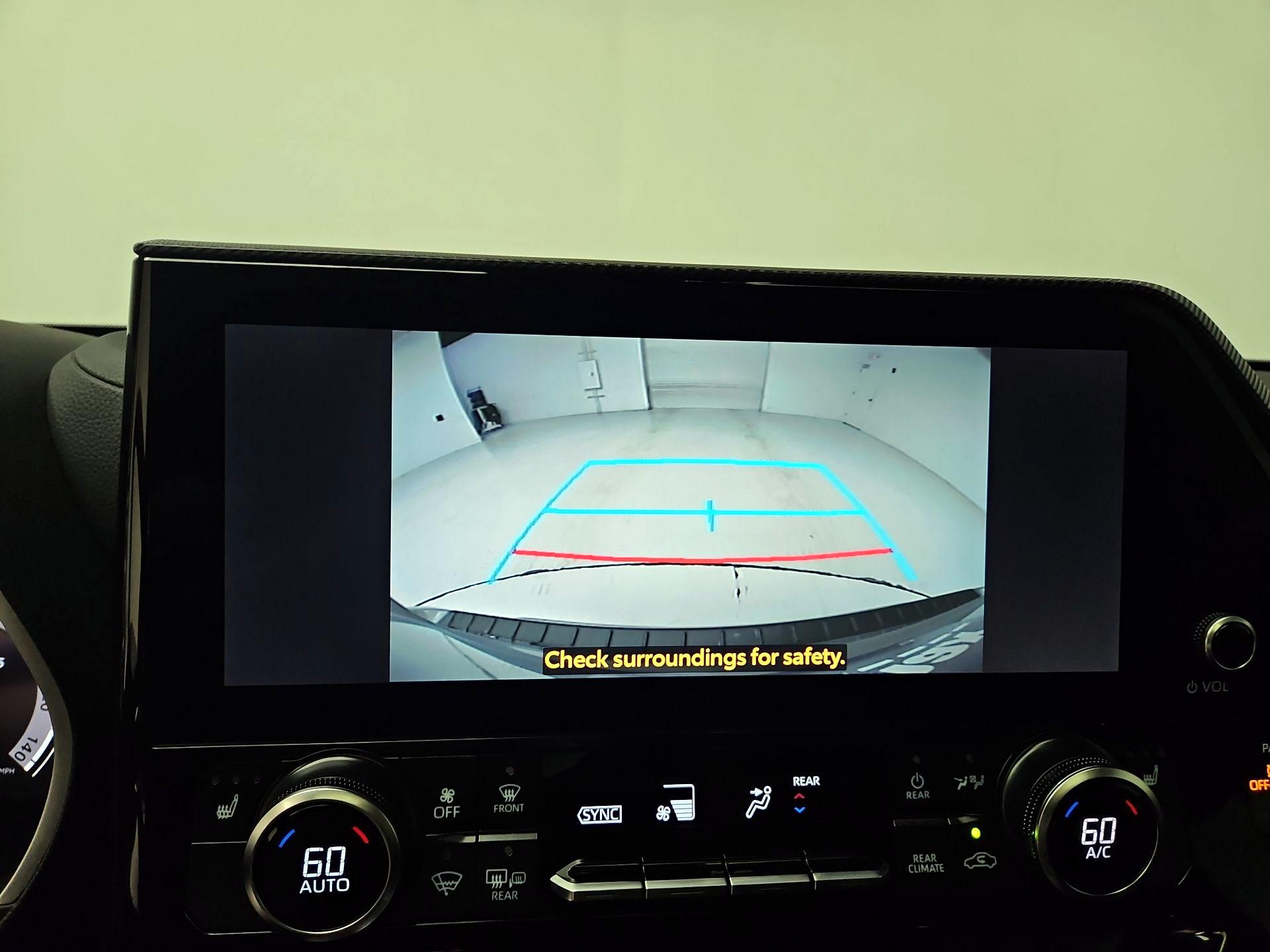 Thumbnail: 2025 Toyota Highlander - 14