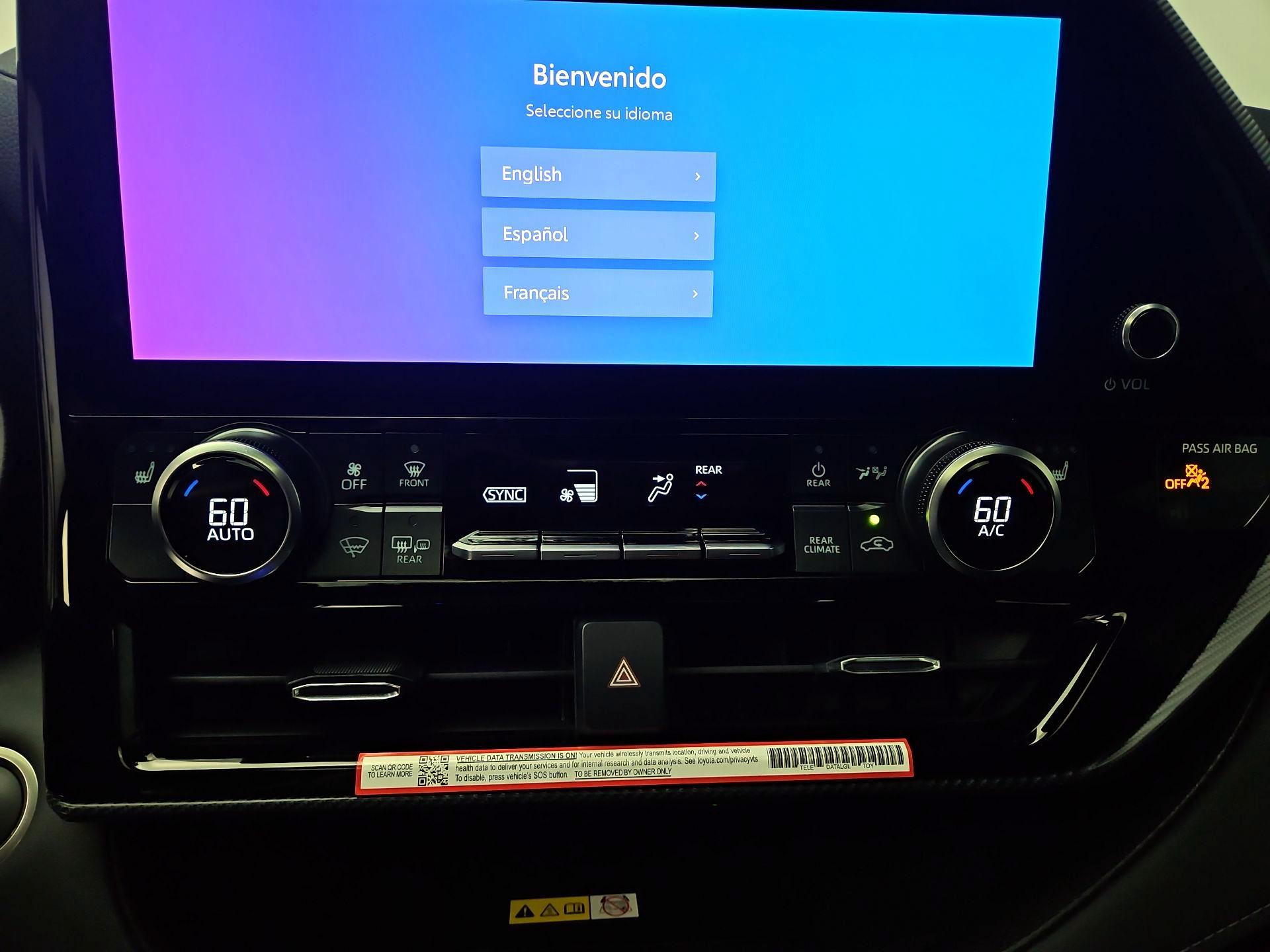 Thumbnail: 2025 Toyota Highlander - 16