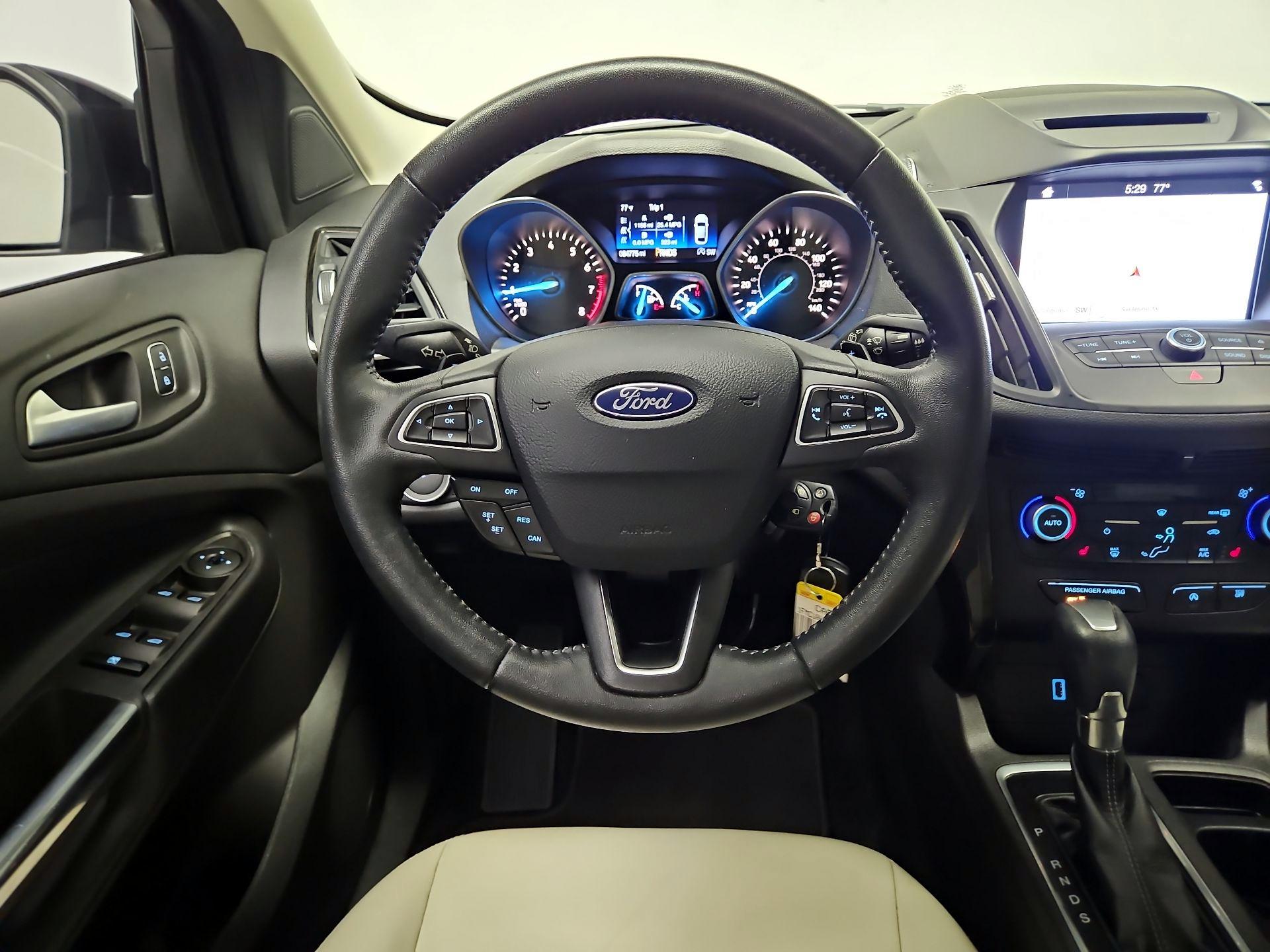Thumbnail: 2018 Ford Escape - 10