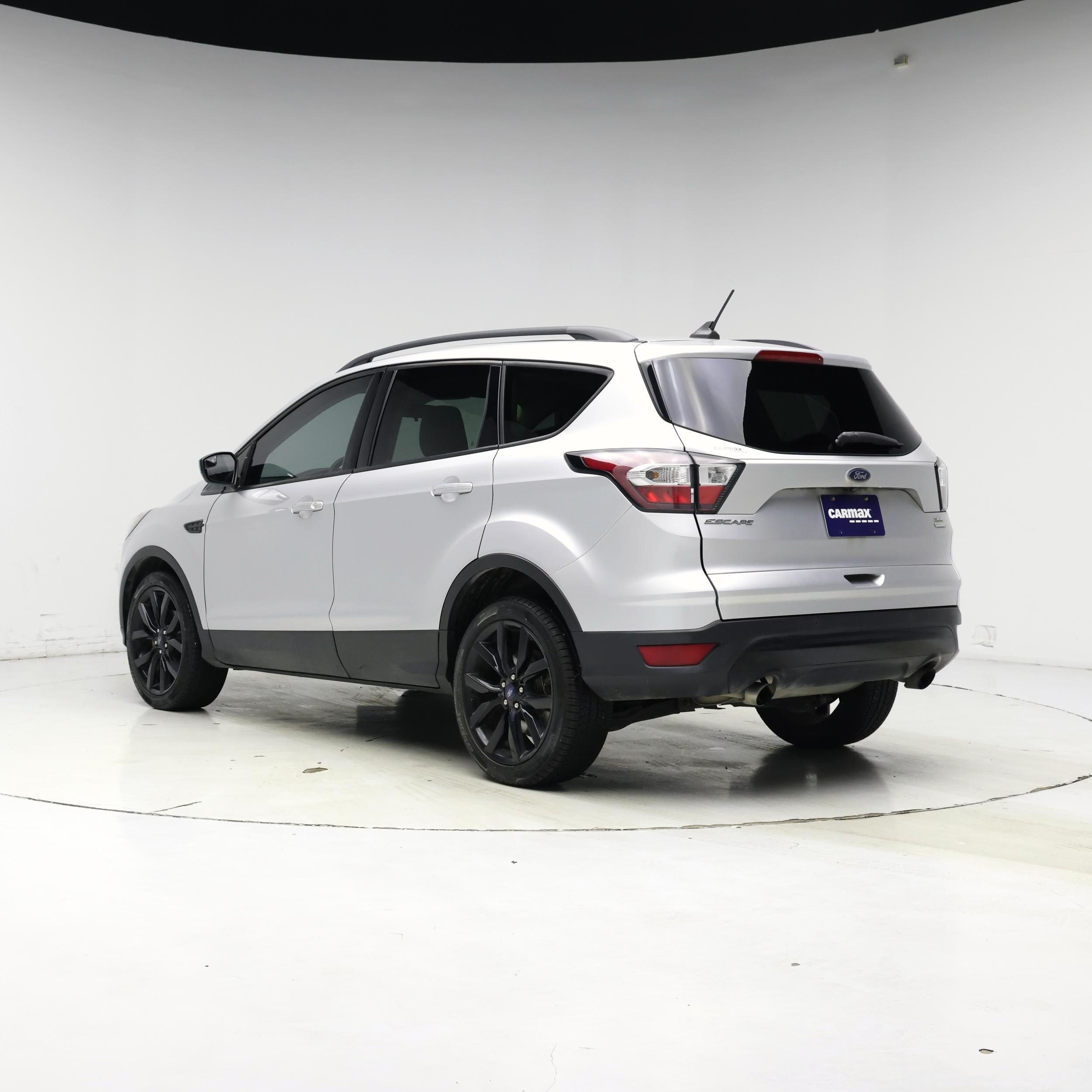 Thumbnail: 2018 Ford Escape - 2