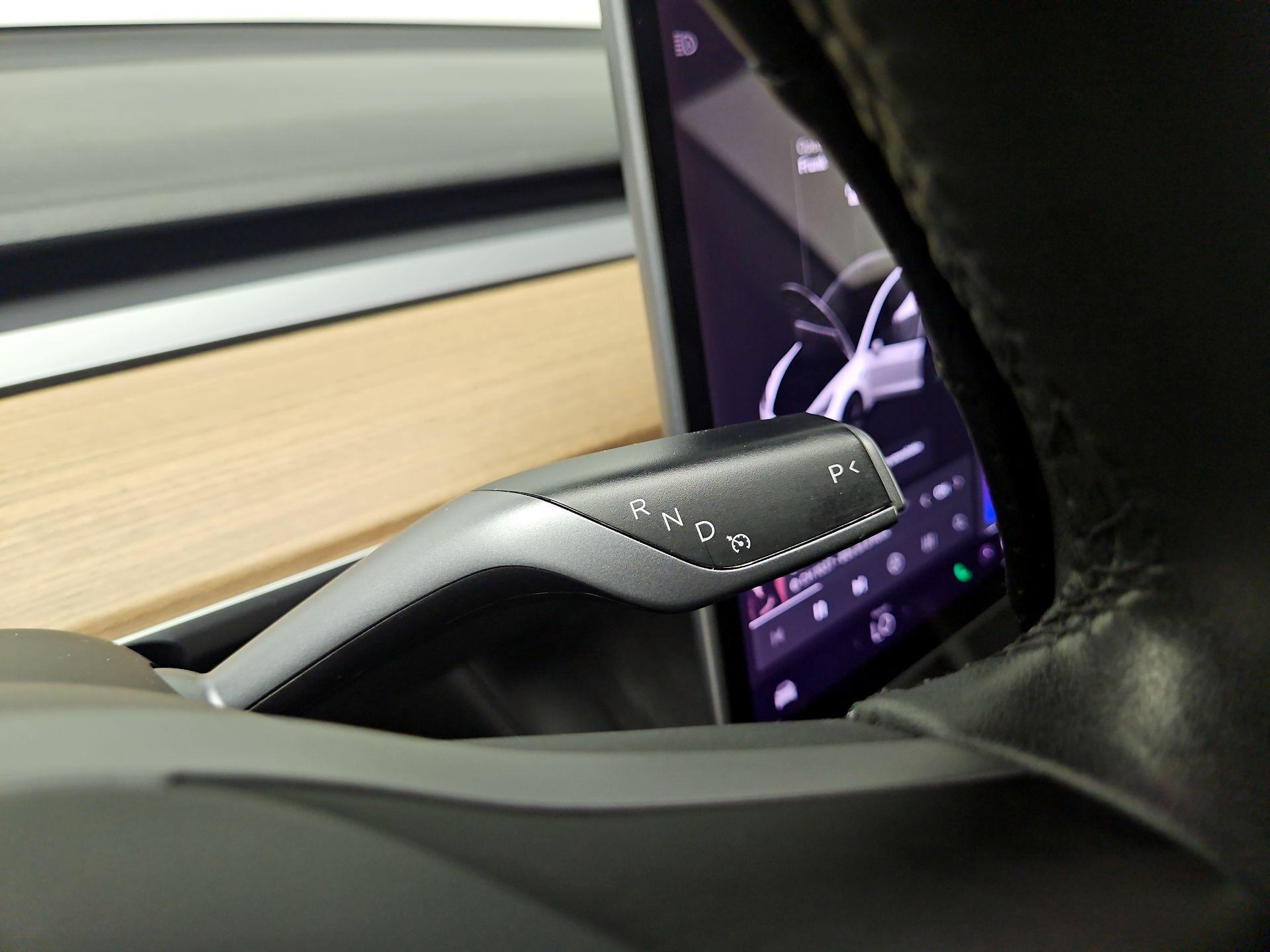 Thumbnail: 2021 Tesla Model 3 - 16