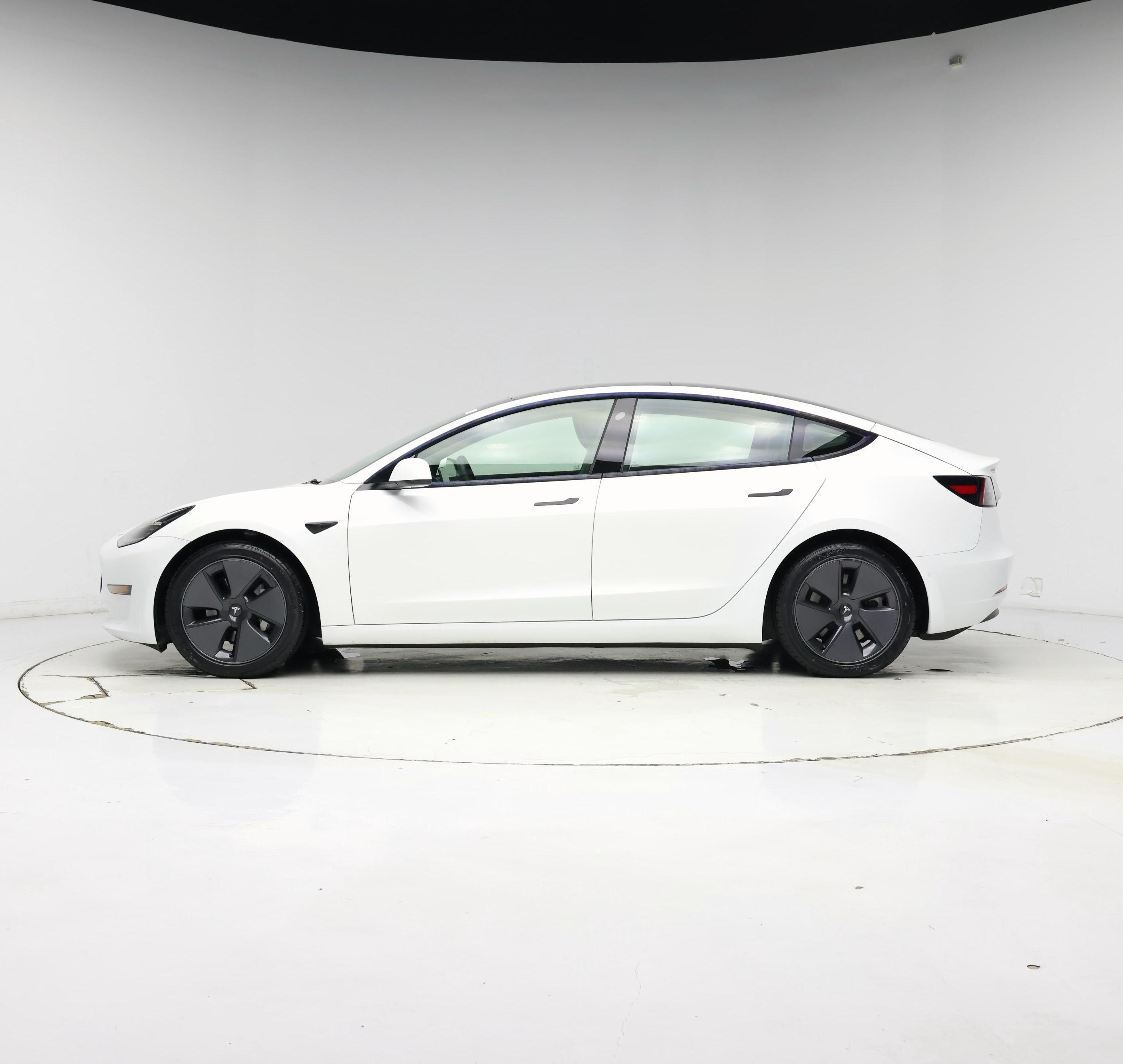 Thumbnail: 2021 Tesla Model 3 - 3