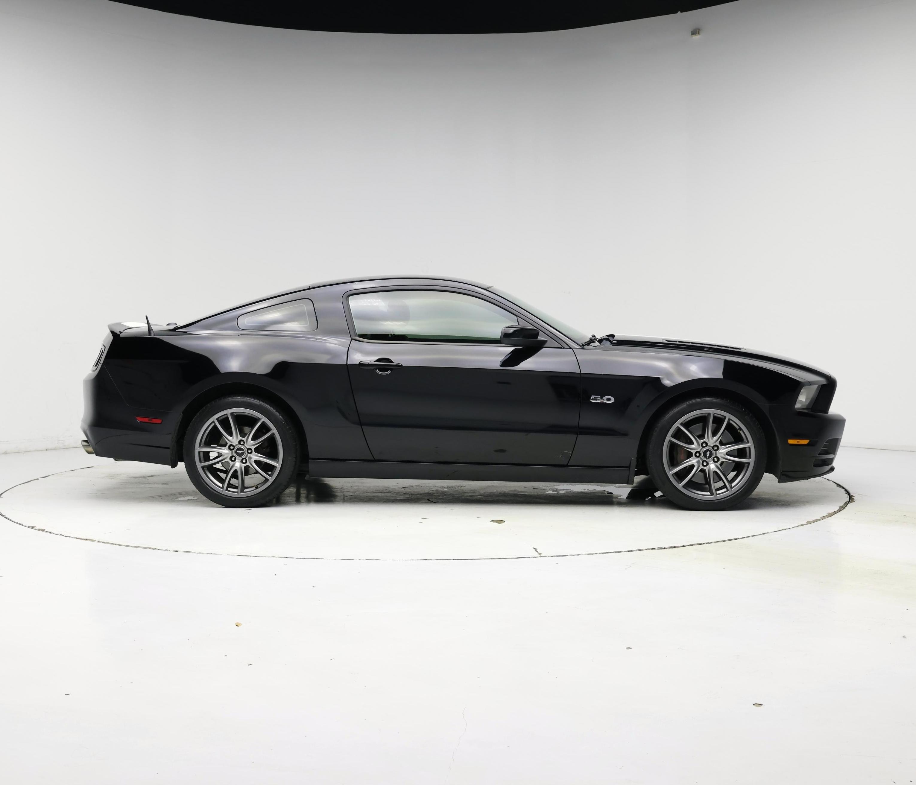 Thumbnail: 2014 Ford Mustang - 7