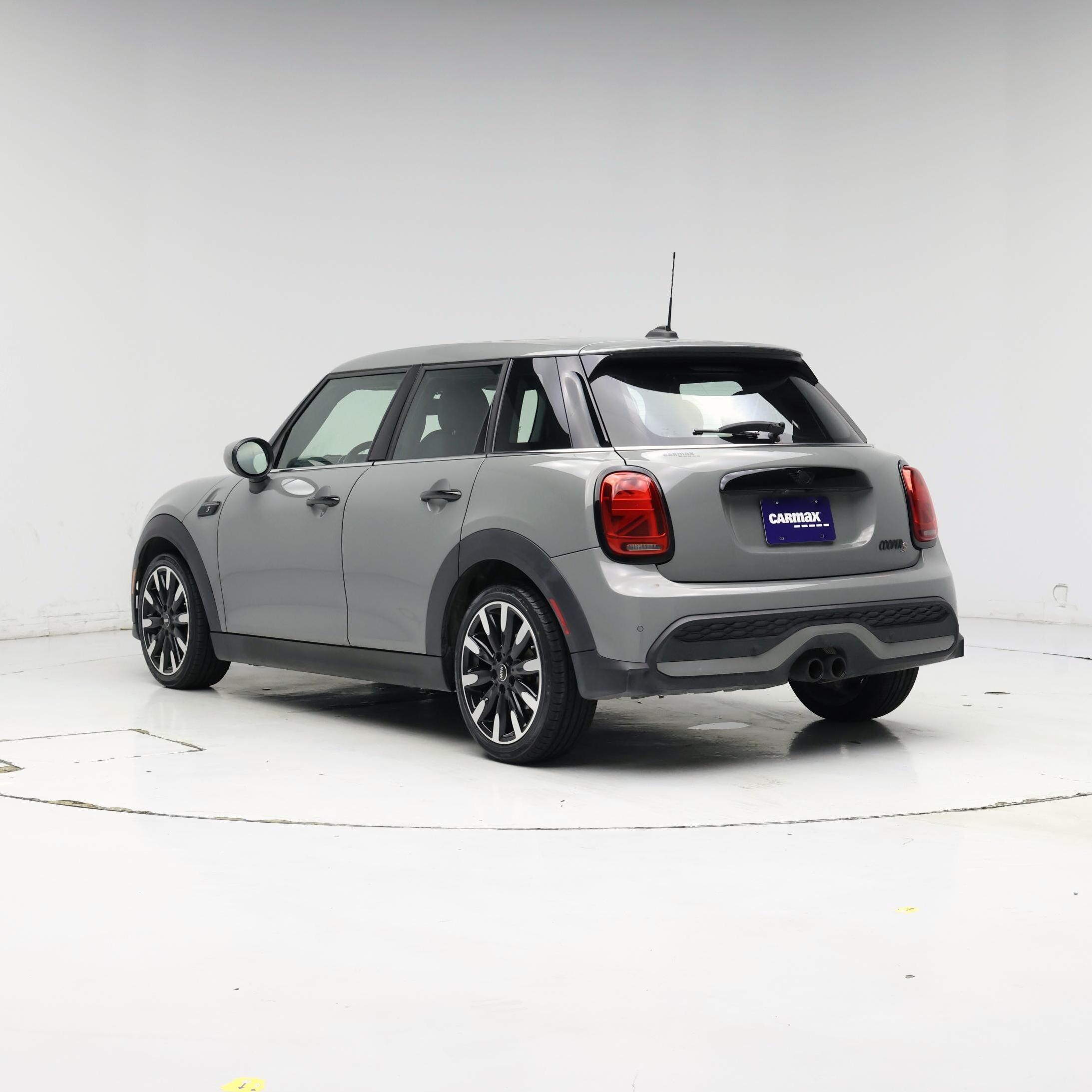Thumbnail: 2022 MINI Cooper Hardtop - 2