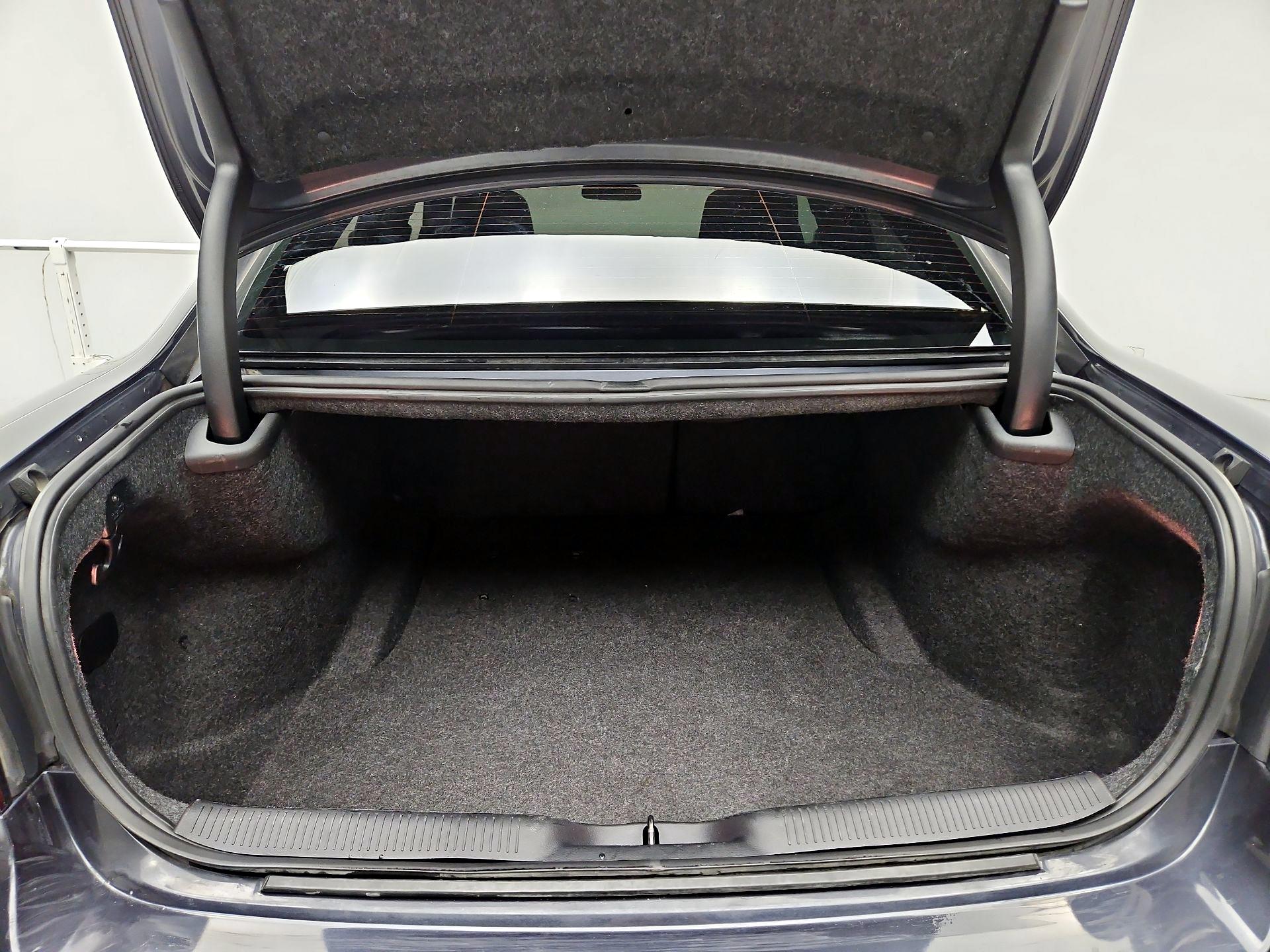 Thumbnail: 2019 Dodge Charger - 20