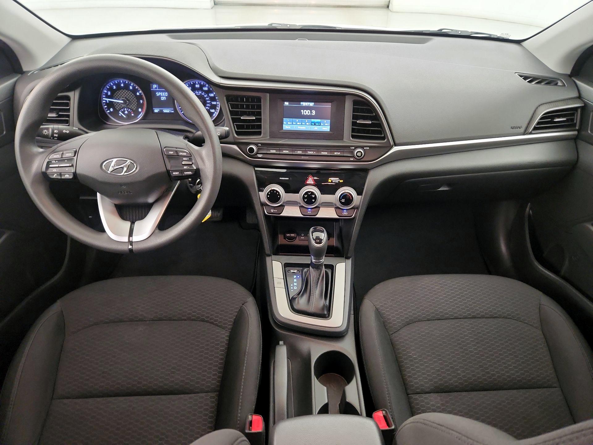 Thumbnail: 2019 Hyundai Elantra - 9