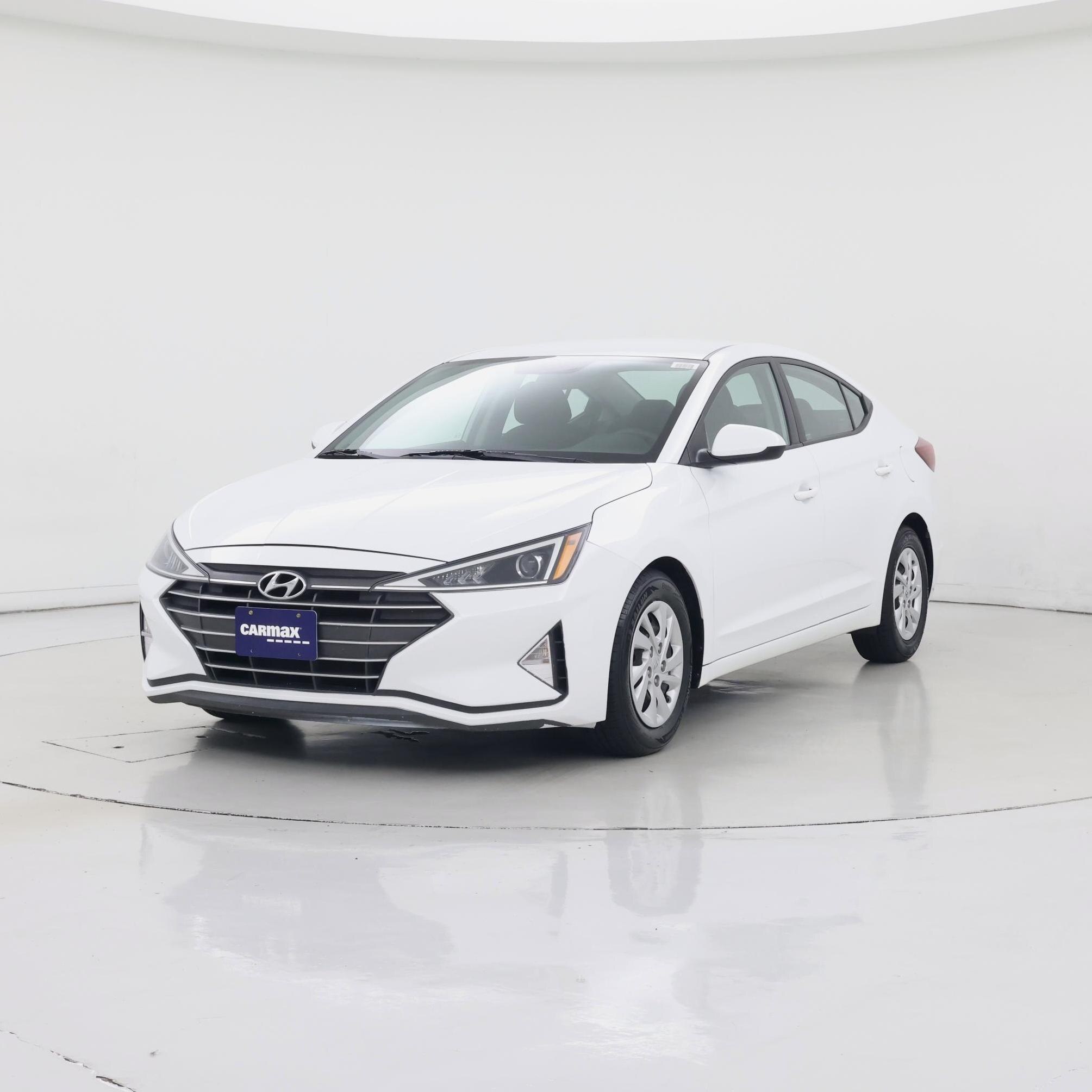 Thumbnail: 2019 Hyundai Elantra - 4