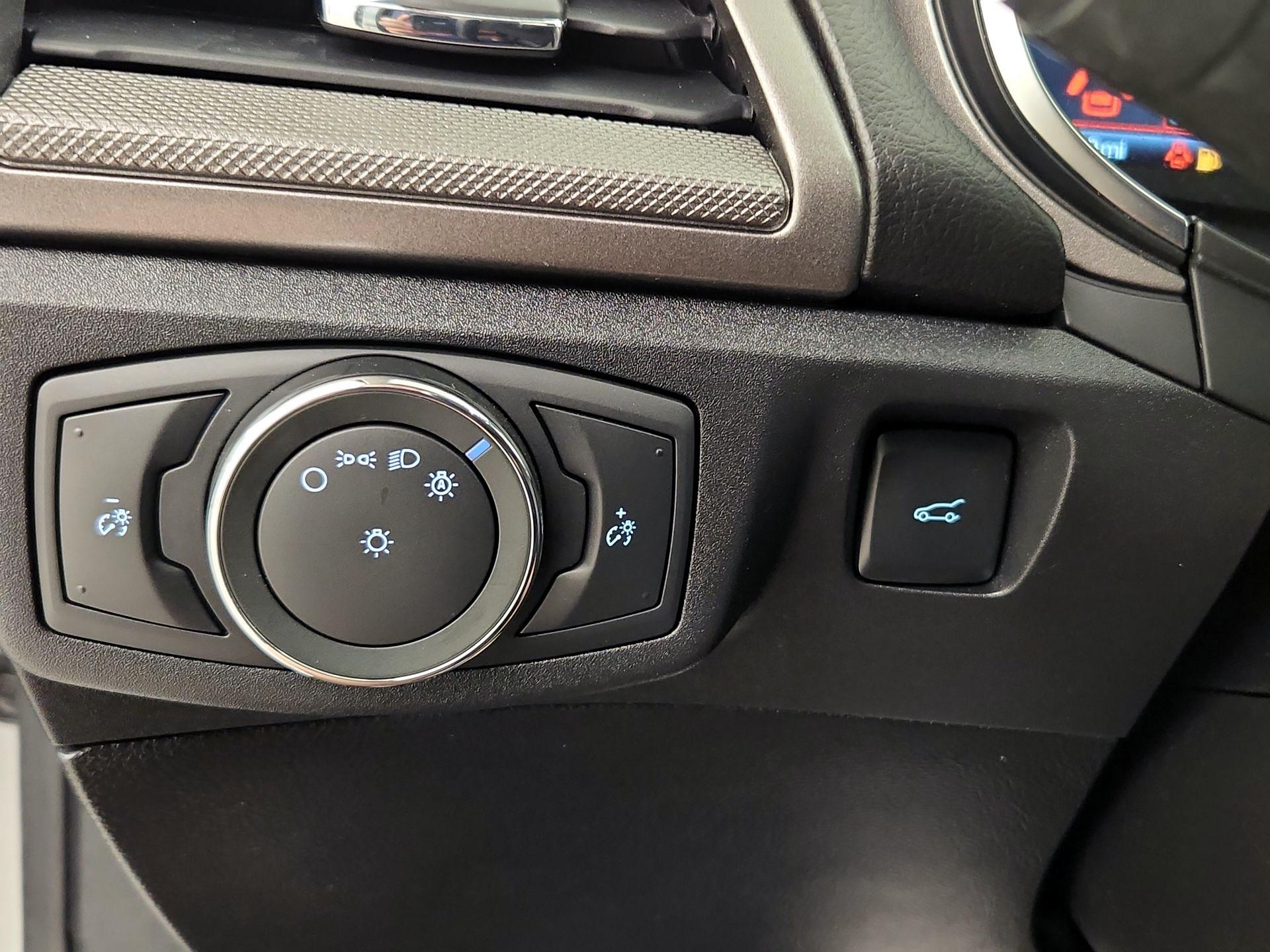 Thumbnail: 2019 Ford Fusion - 13