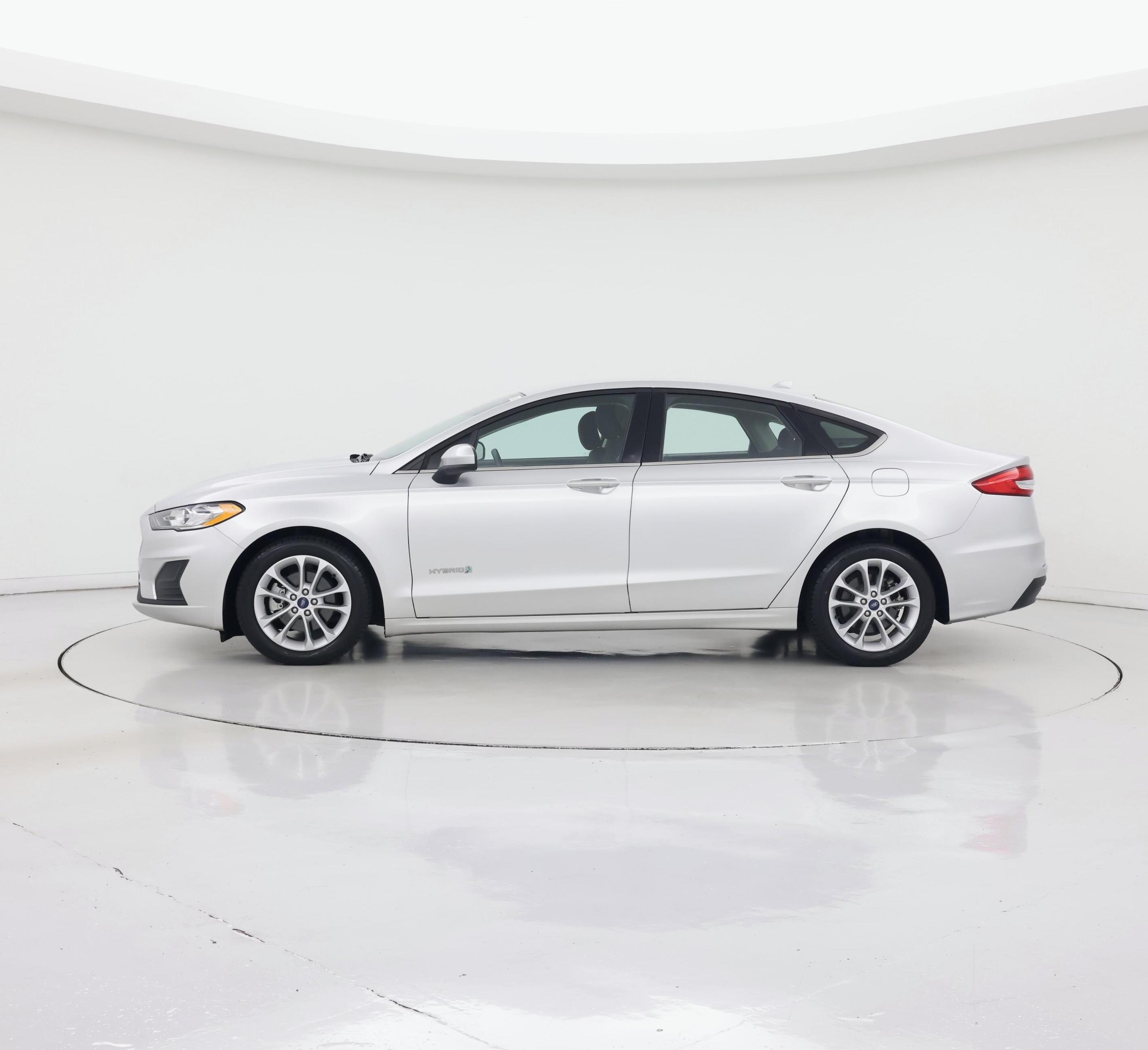 Thumbnail: 2019 Ford Fusion - 3