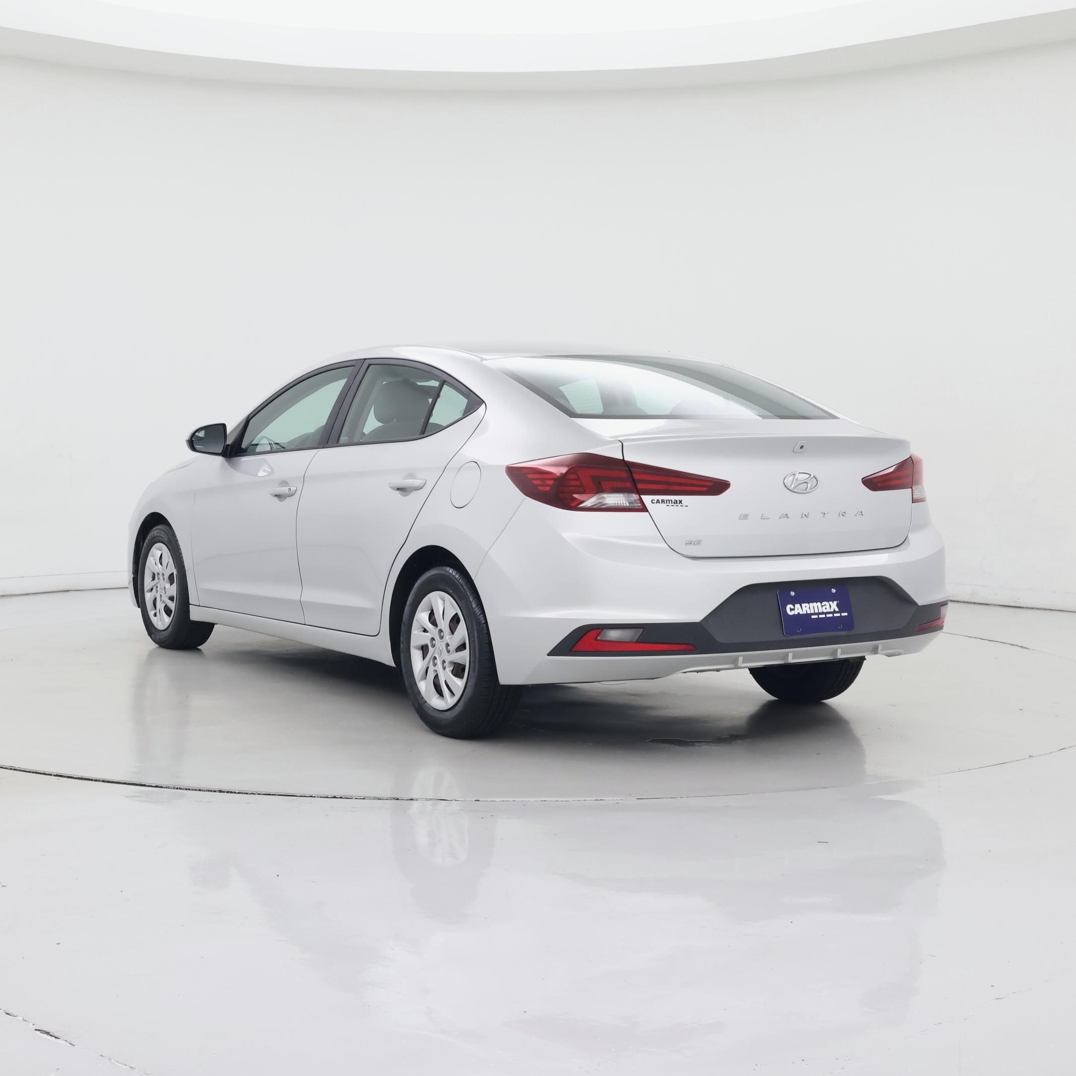 Thumbnail: 2019 Hyundai Elantra - 2
