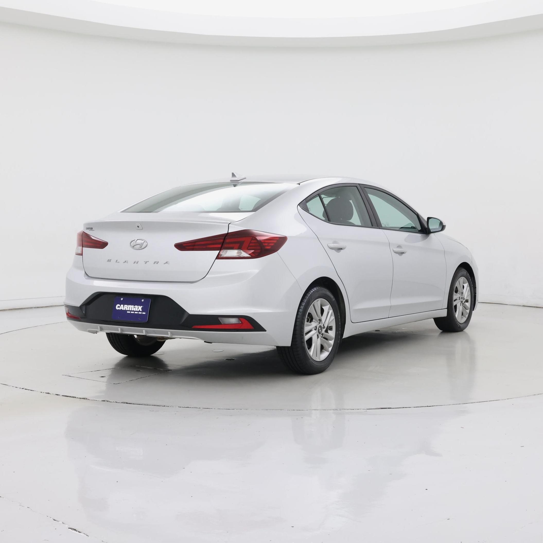 Thumbnail: 2019 Hyundai Elantra - 8