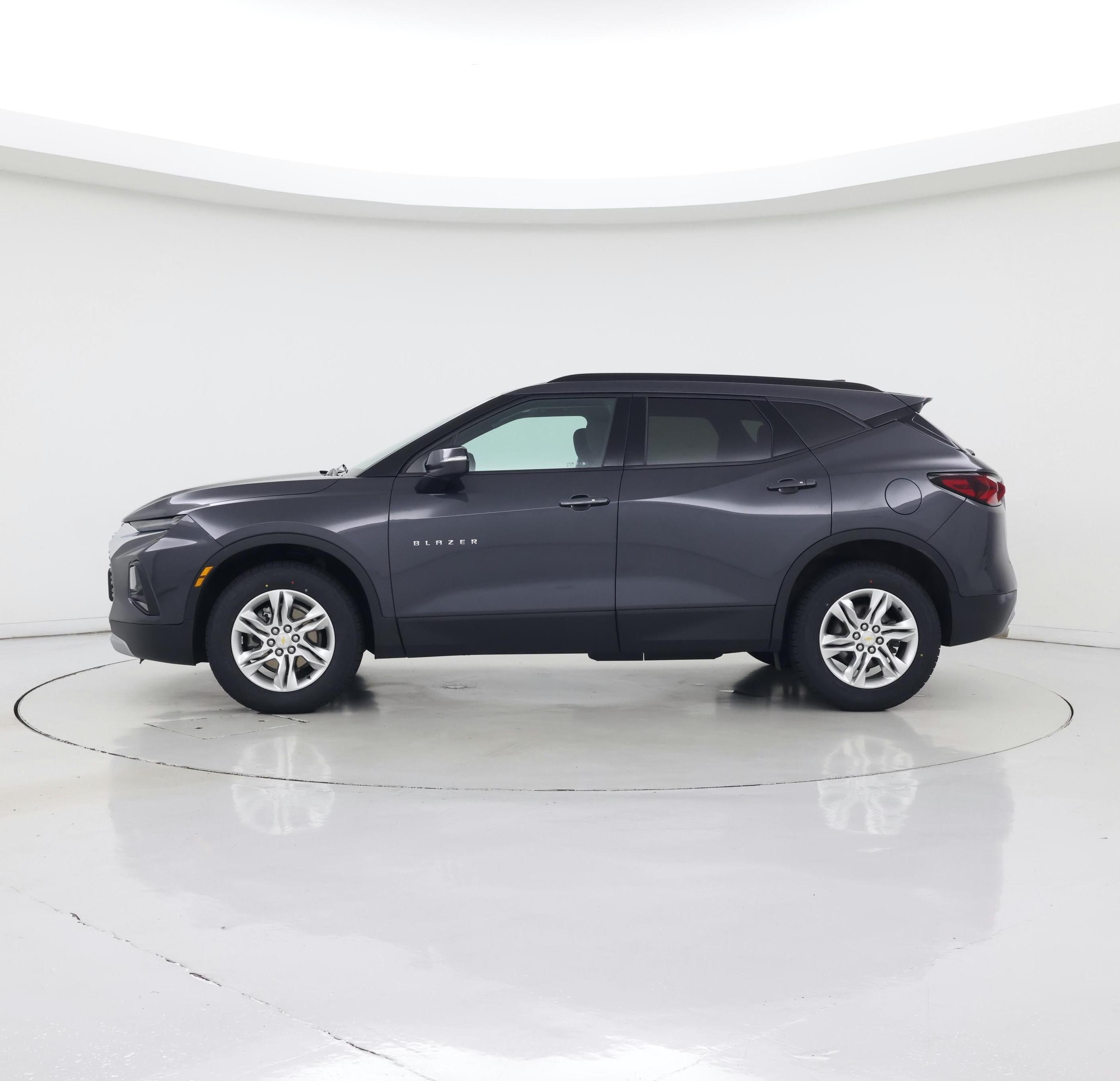 Thumbnail: 2022 Chevrolet Blazer - 3