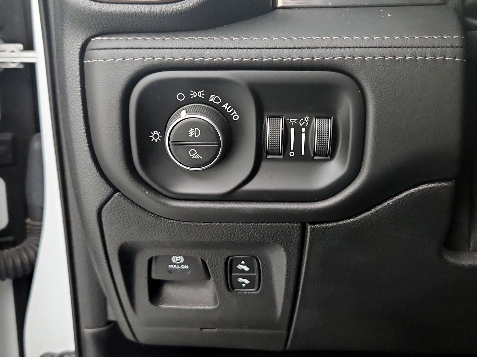 Thumbnail: 2020 RAM 1500 - 13