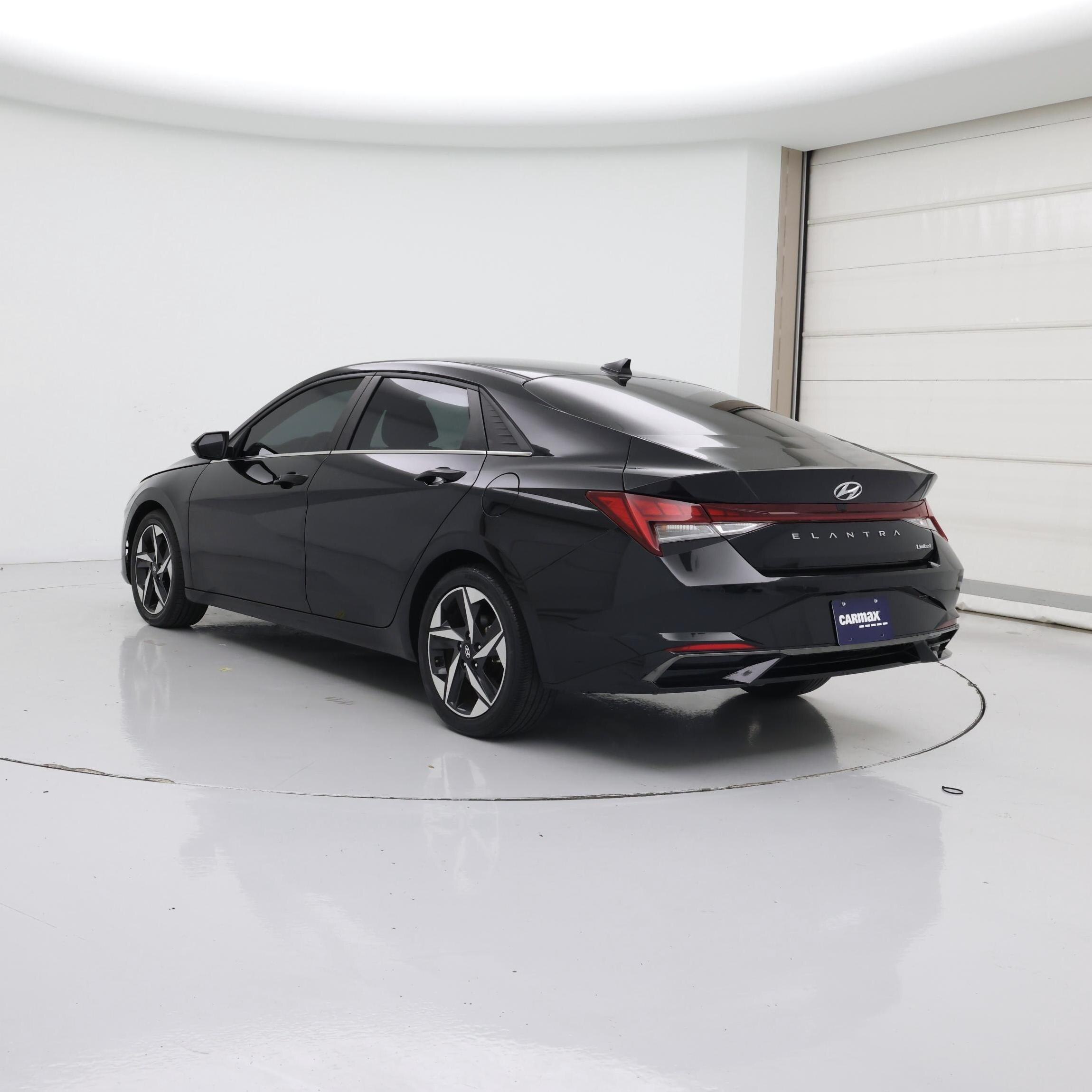 Thumbnail: 2022 Hyundai Elantra - 2