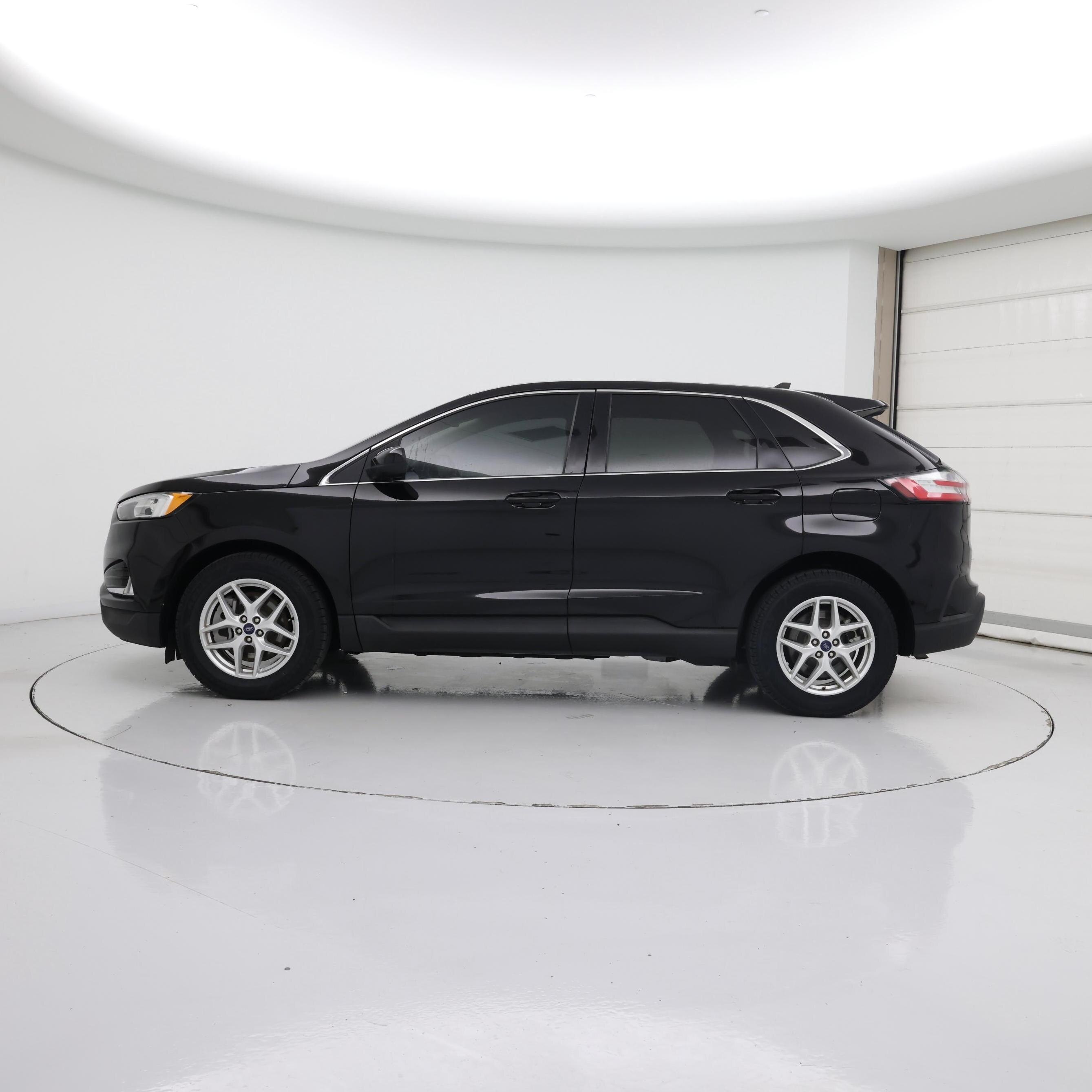 Thumbnail: 2022 Ford Edge - 3