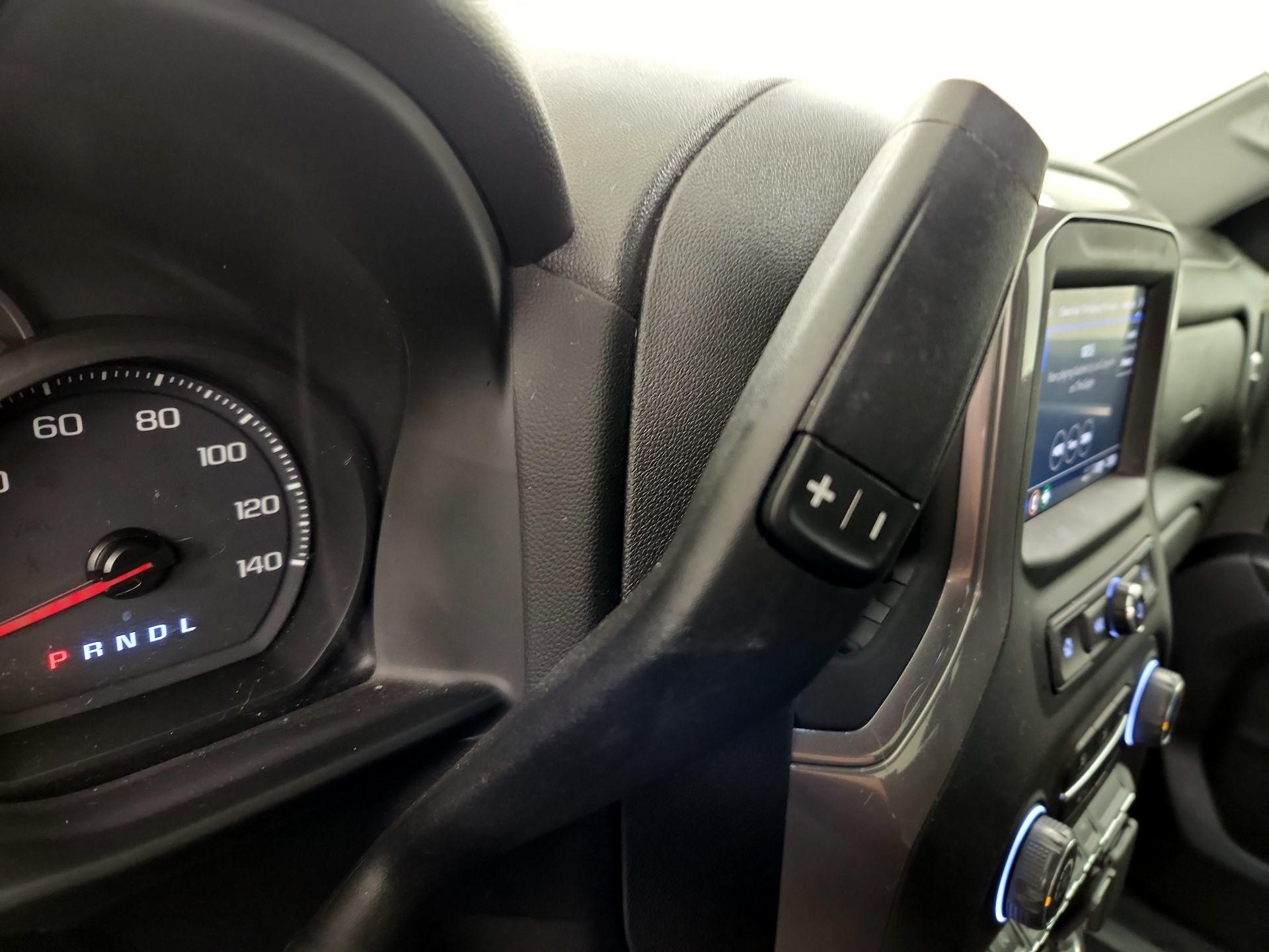 Thumbnail: 2023 Chevrolet Silverado 1500 - 17