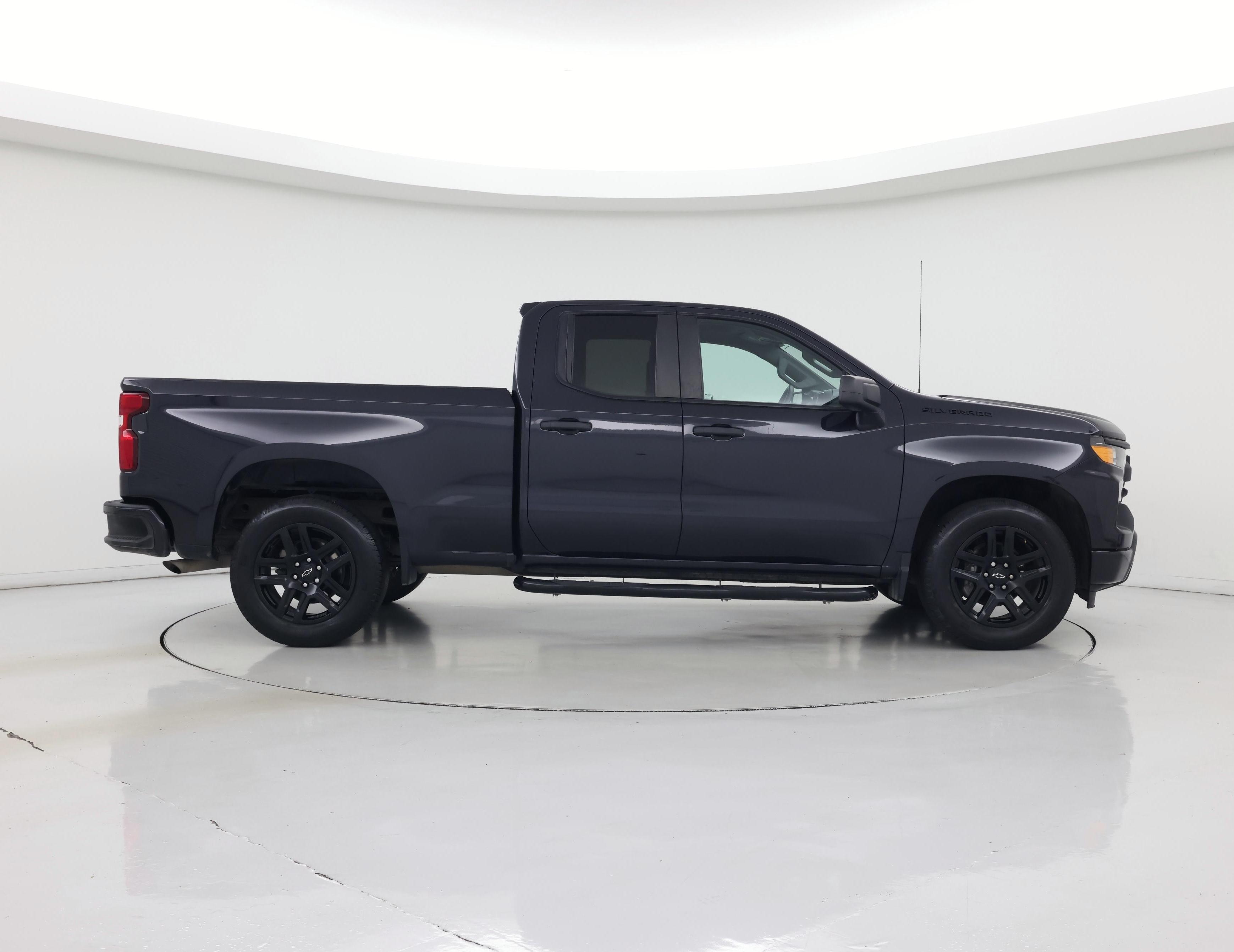 Thumbnail: 2023 Chevrolet Silverado 1500 - 7