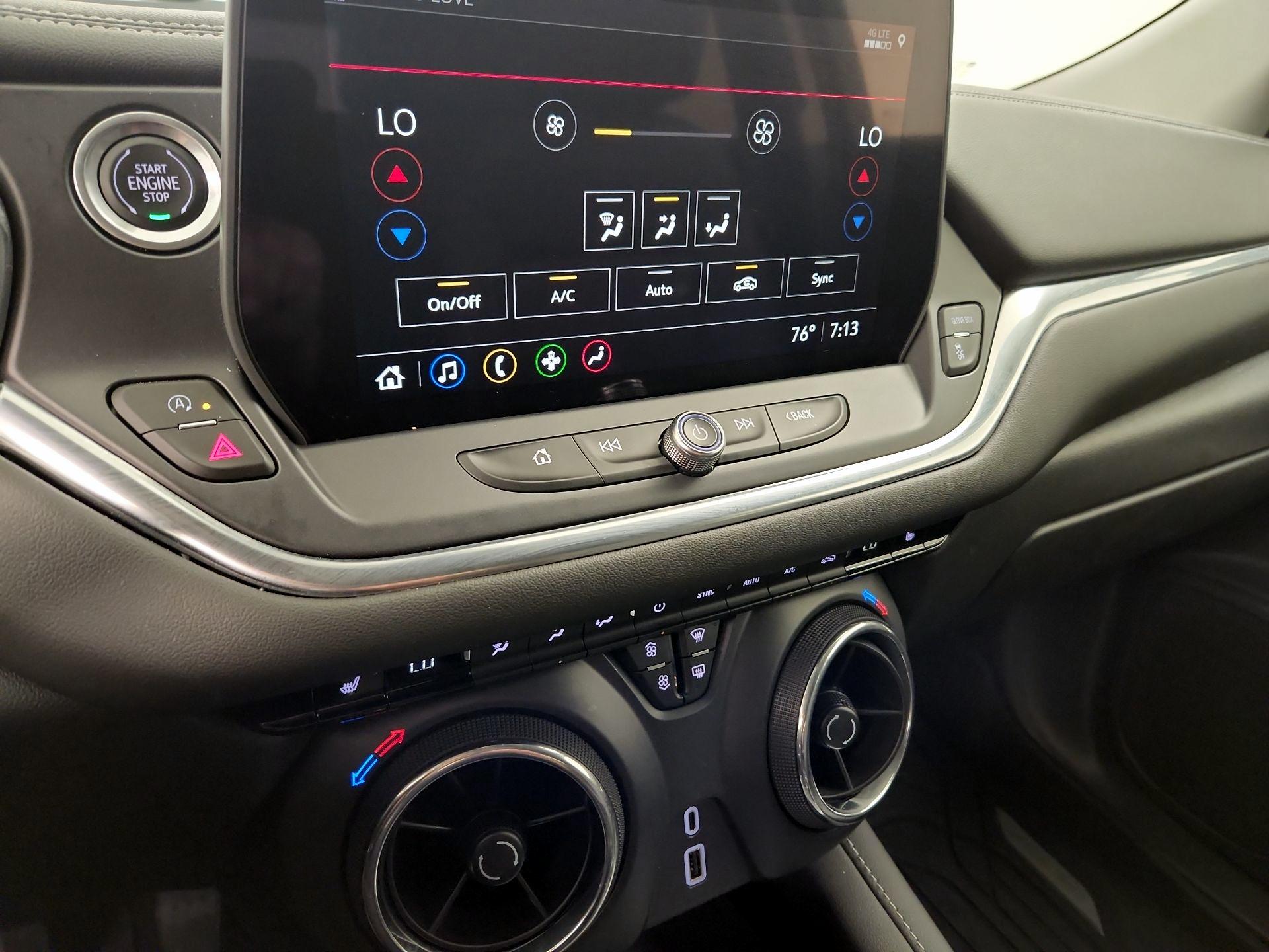 Thumbnail: 2023 Chevrolet Blazer - 16