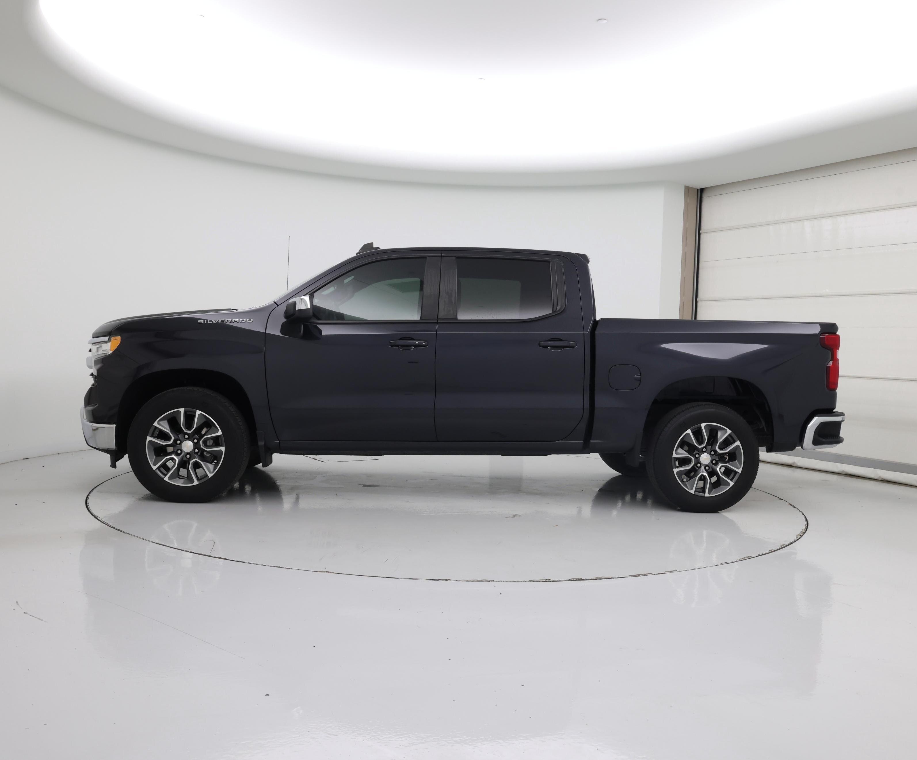 Thumbnail: 2022 Chevrolet Silverado 1500 - 3