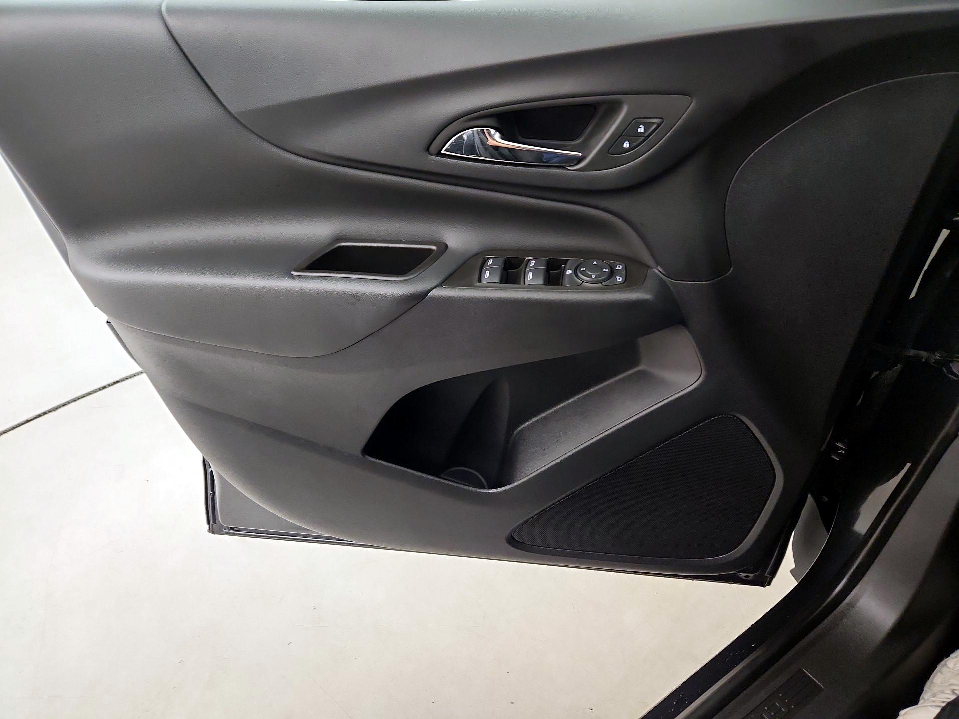 Thumbnail: 2023 Chevrolet Equinox - 12