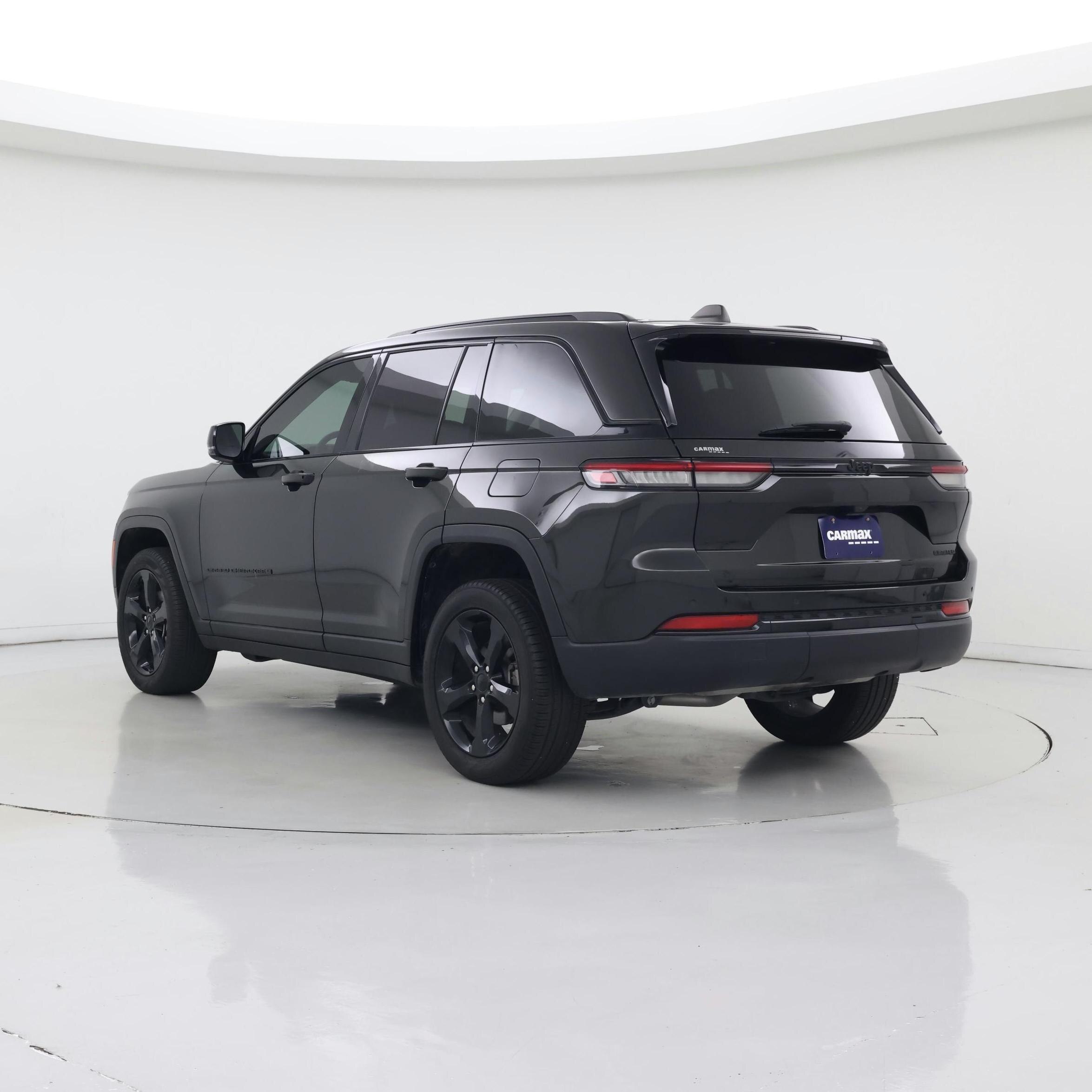 Thumbnail: 2023 Jeep Grand Cherokee - 2