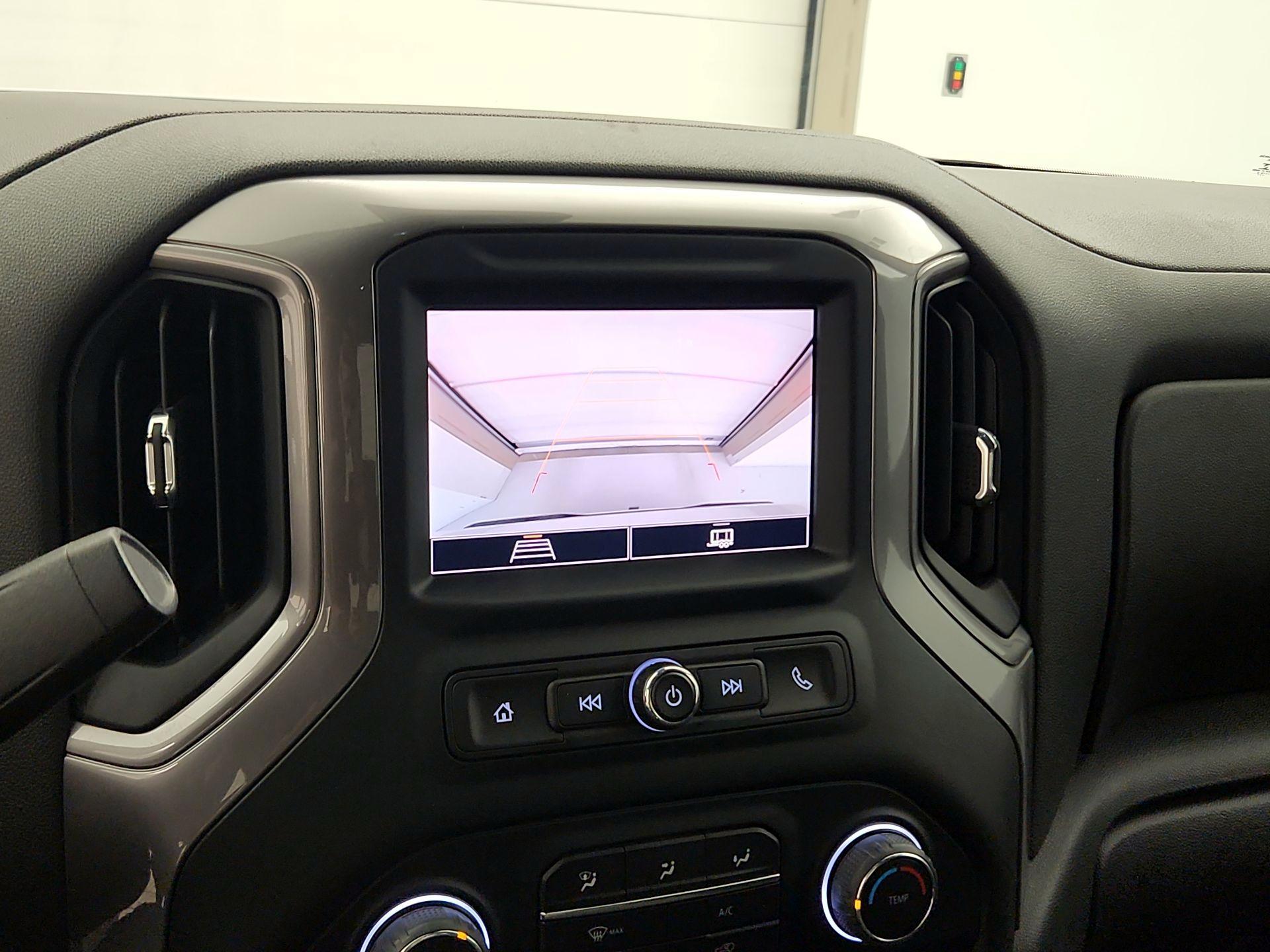Thumbnail: 2022 Chevrolet Silverado 1500 - 14