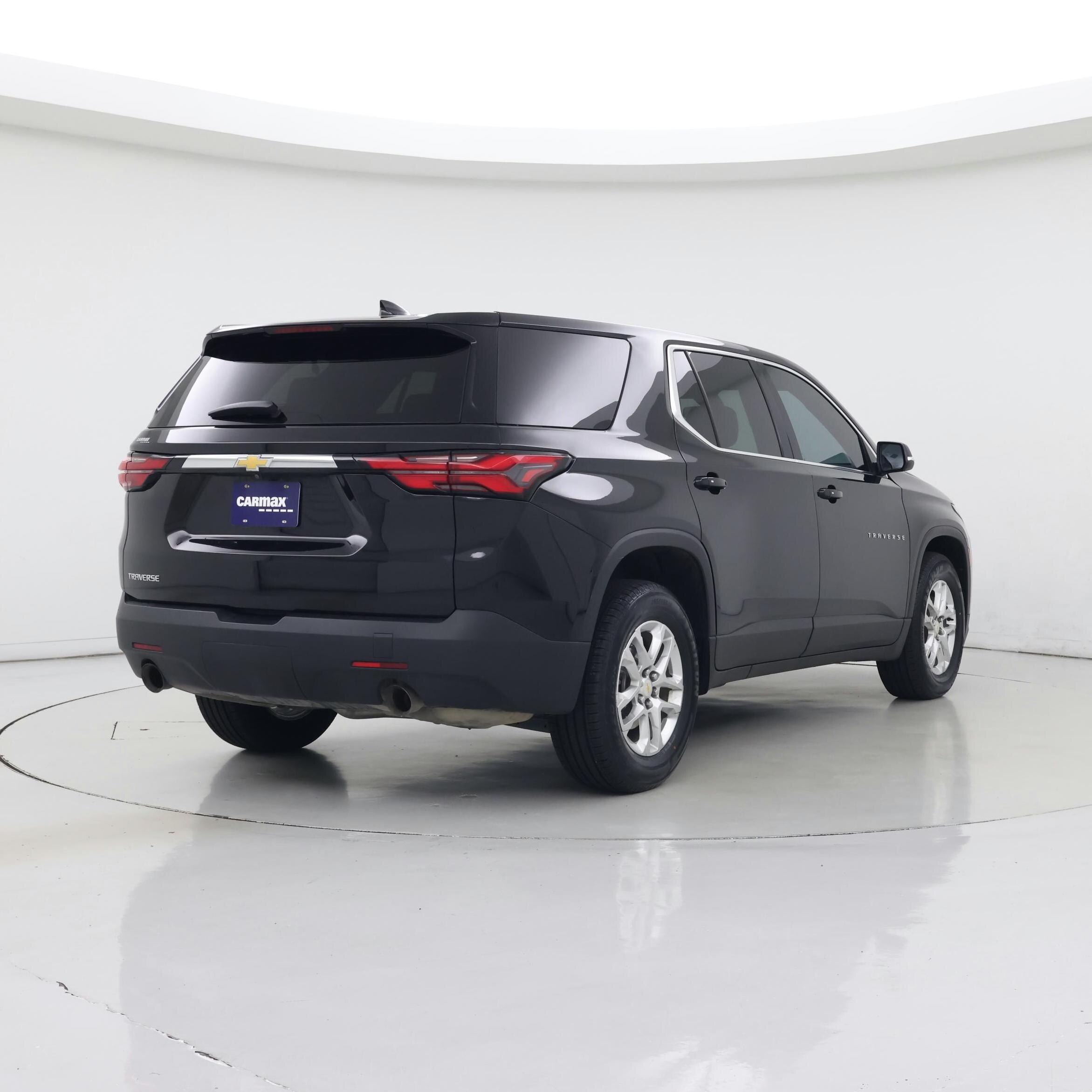 Thumbnail: 2023 Chevrolet Traverse - 8
