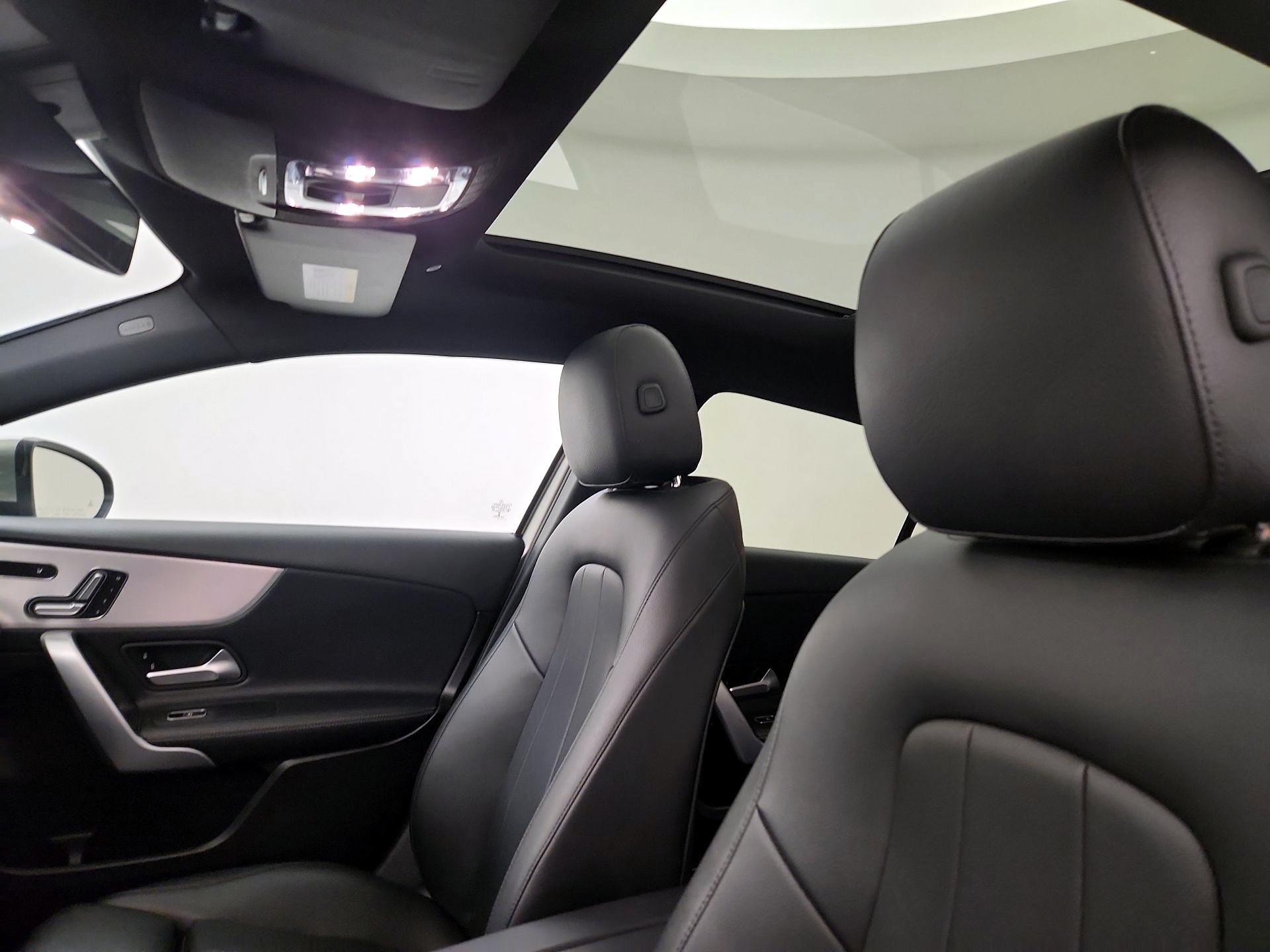 Thumbnail: 2019 Mercedes-Benz A-Class - 19
