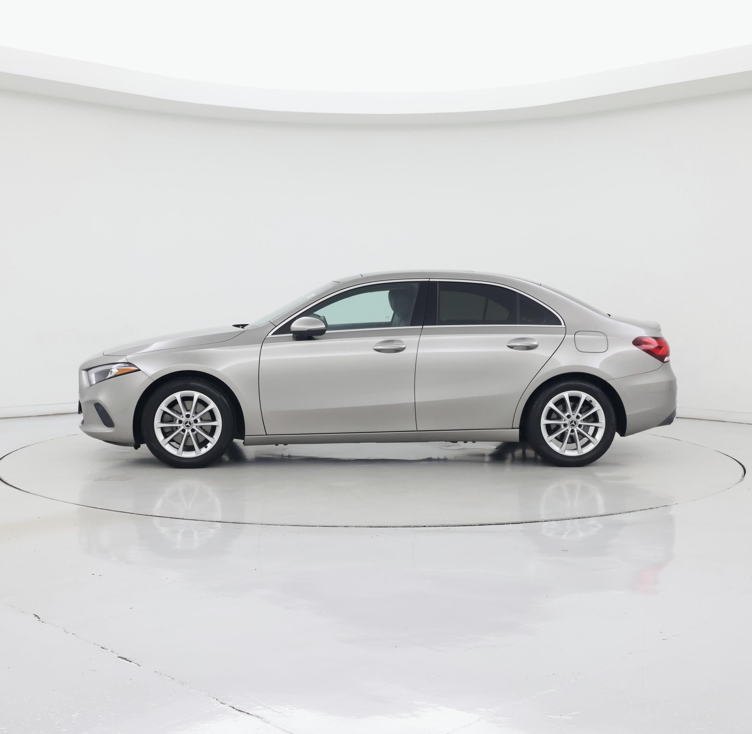 Thumbnail: 2019 Mercedes-Benz A-Class - 3