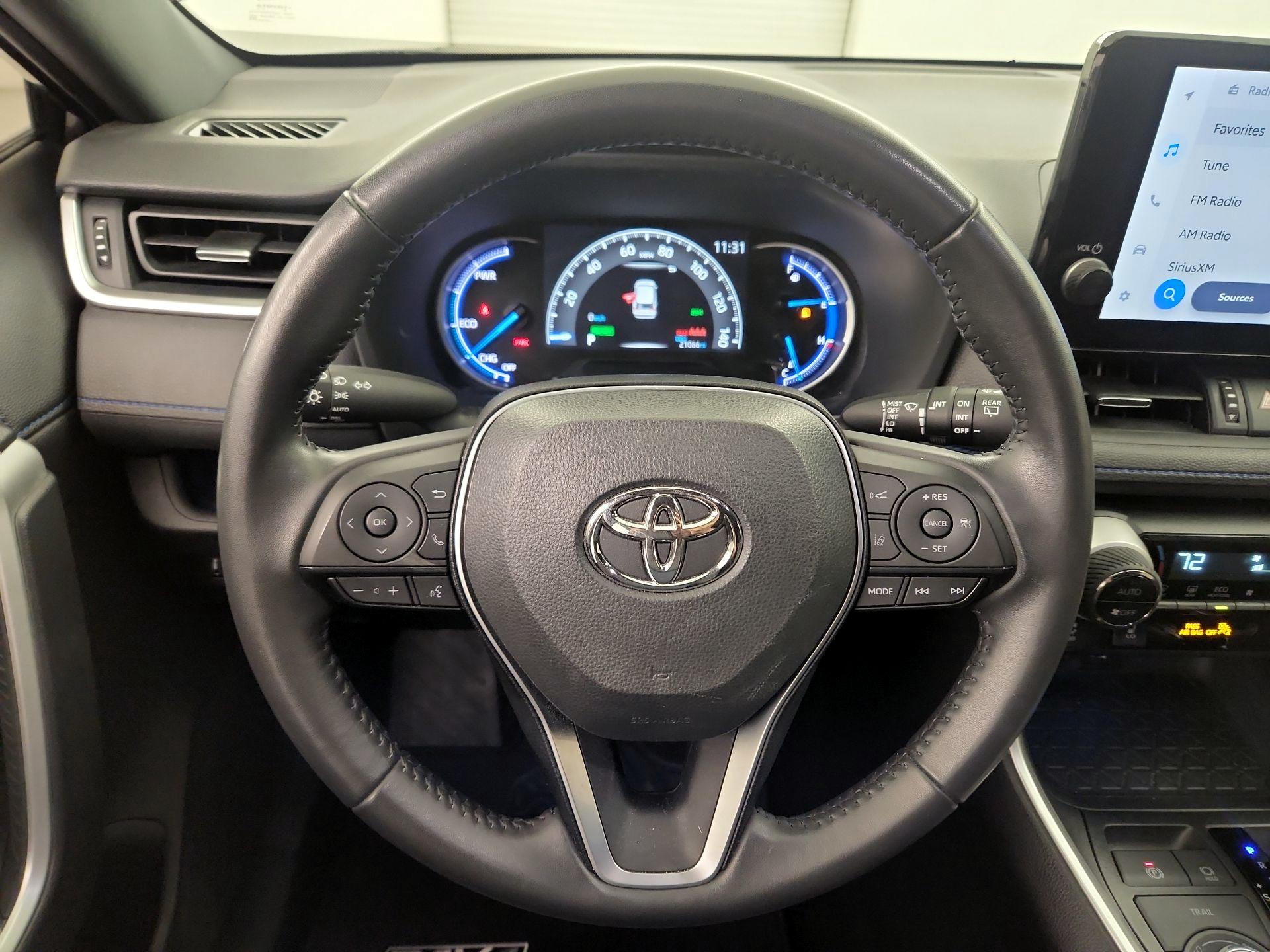 Thumbnail: 2023 Toyota RAV4 - 10