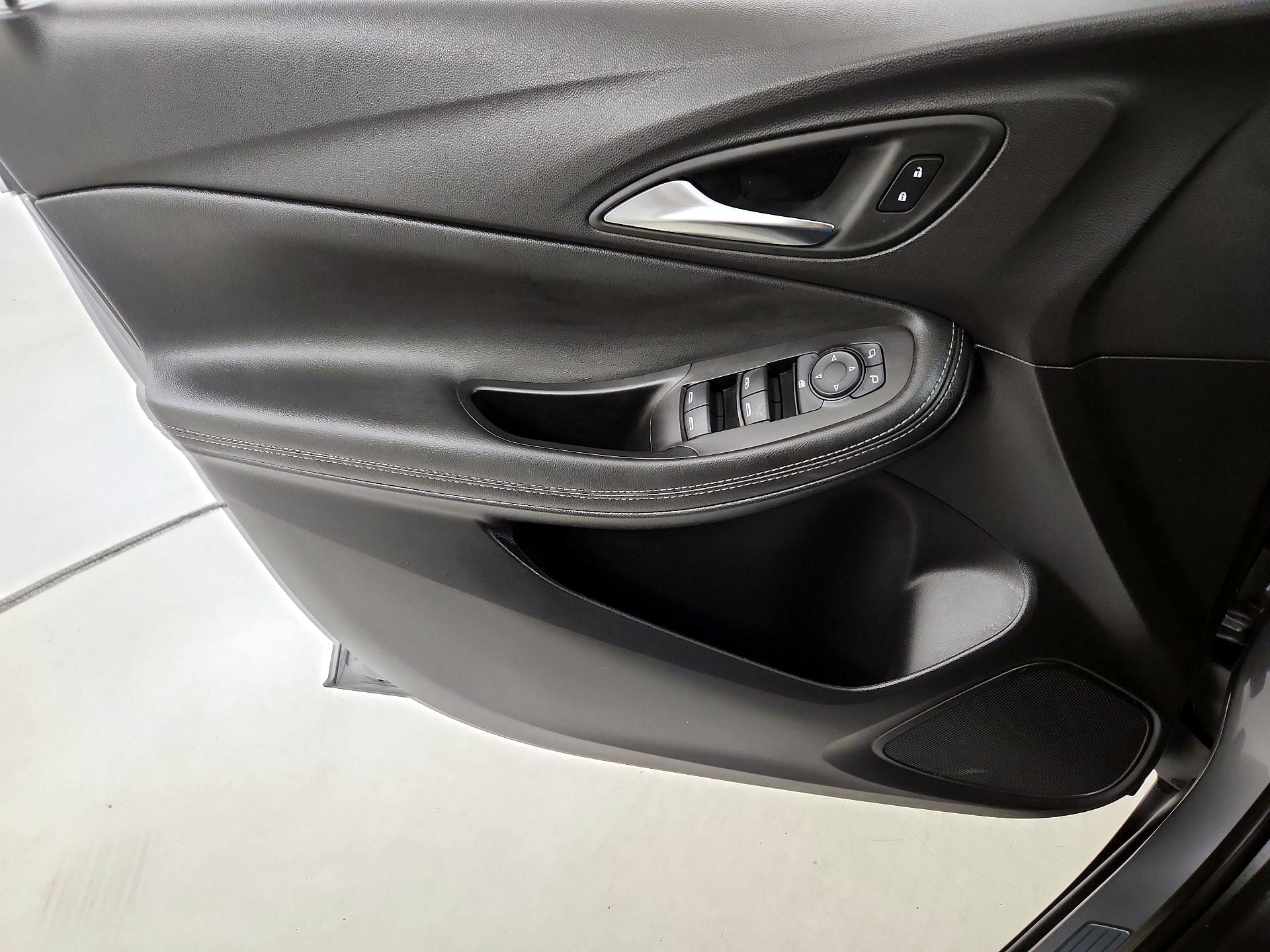 Thumbnail: 2023 Buick Encore GX - 12