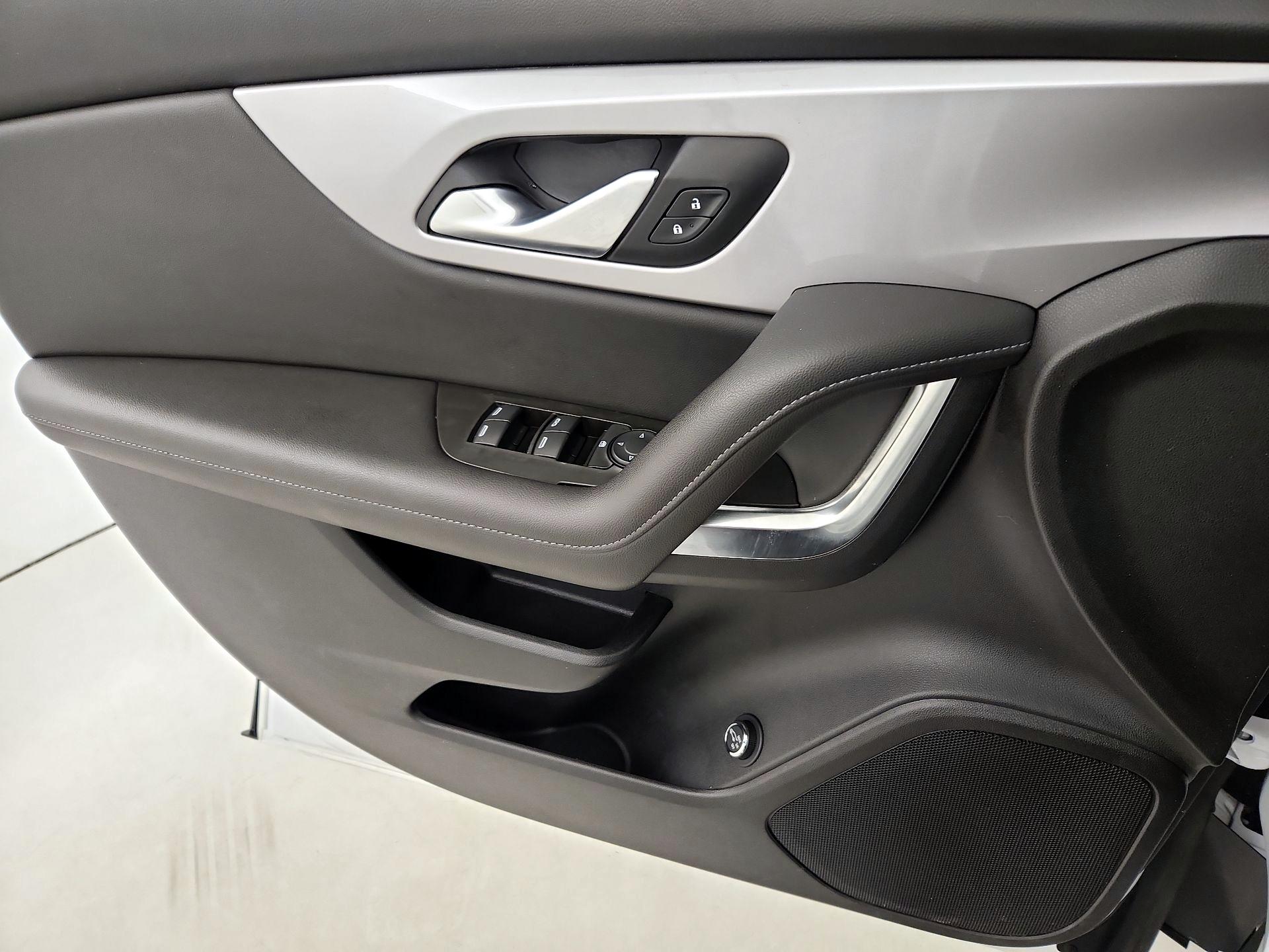 Thumbnail: 2022 Chevrolet Blazer - 12