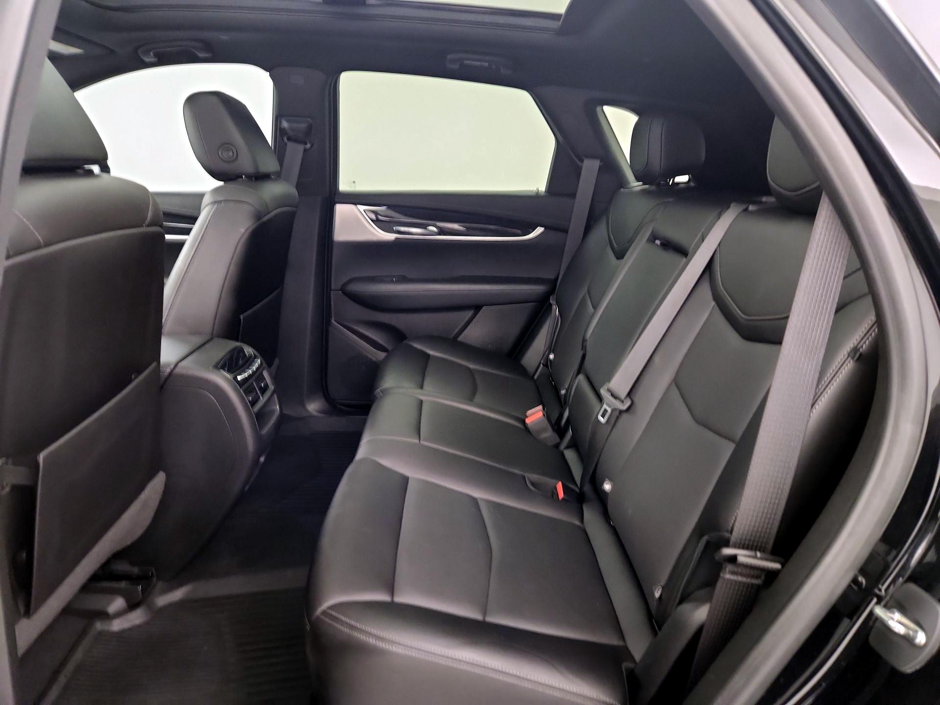 Thumbnail: 2021 Cadillac XT5 - 20