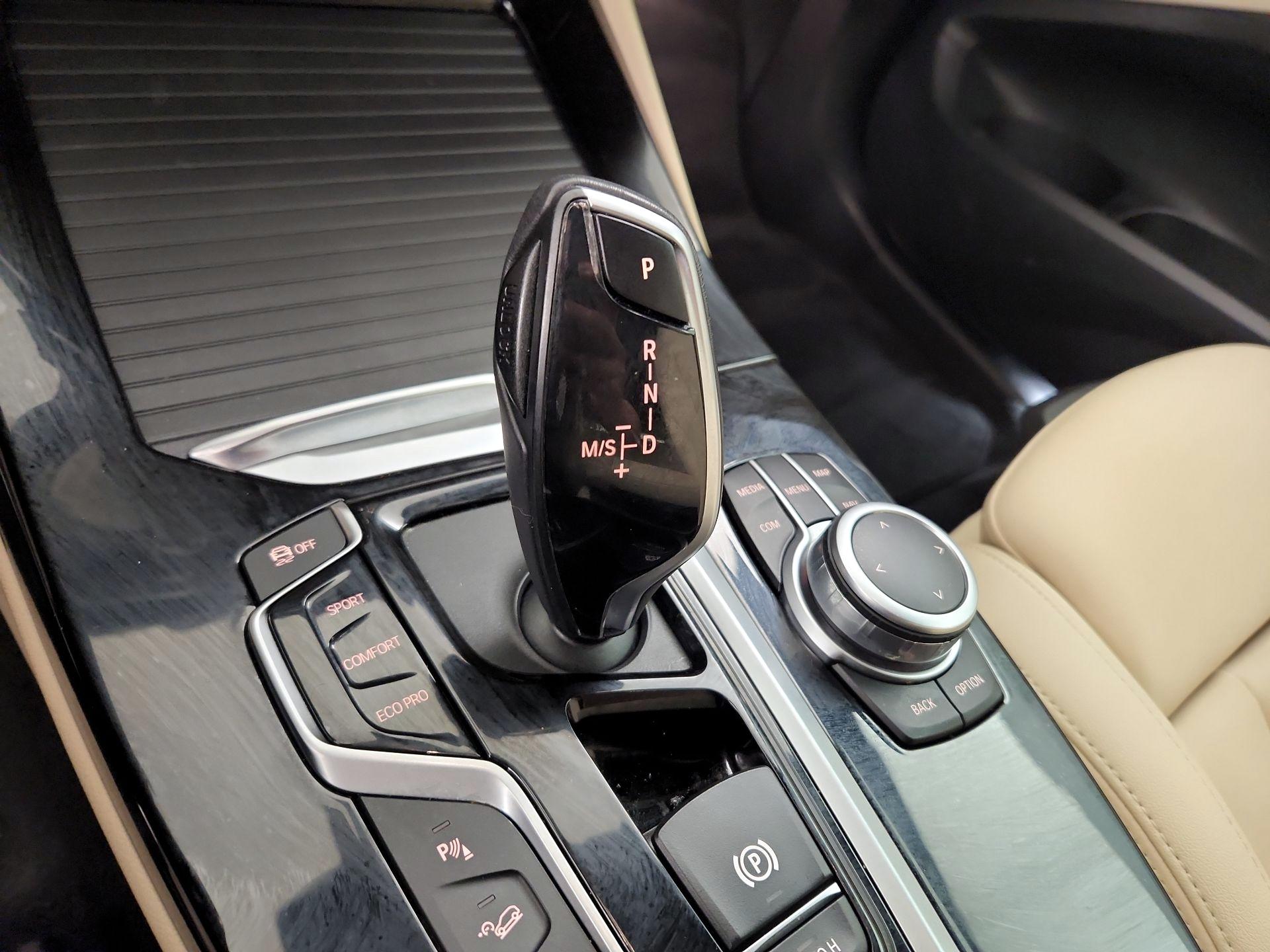 Thumbnail: 2021 BMW X3 - 18