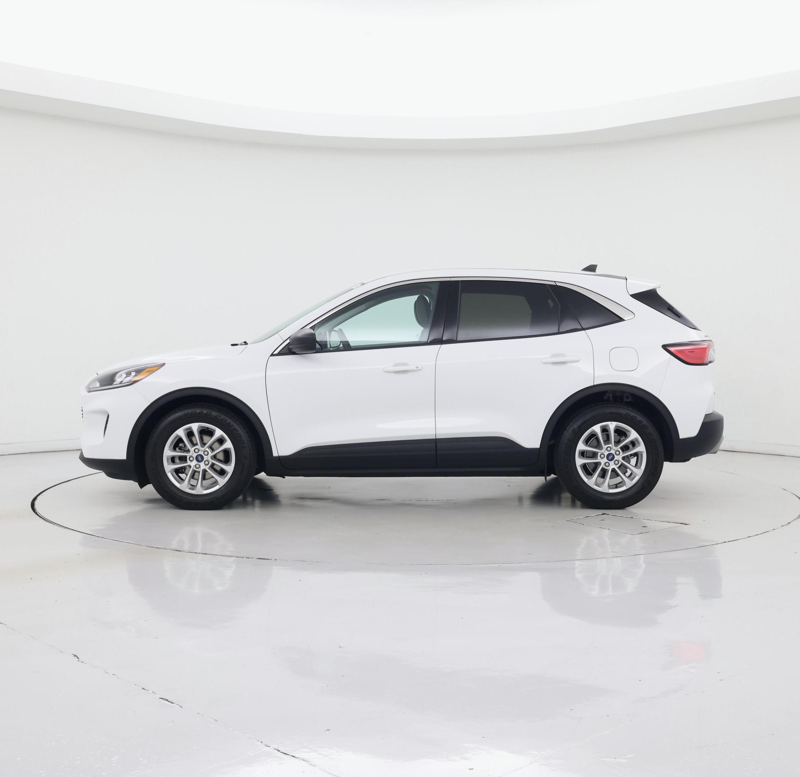 Thumbnail: 2022 Ford Escape - 3