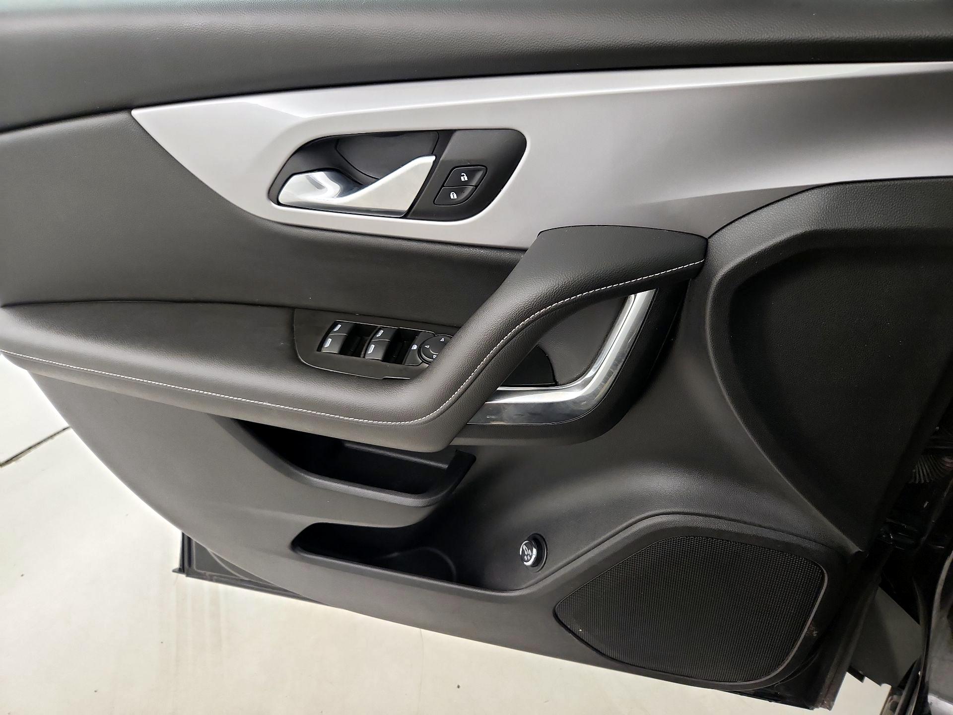 Thumbnail: 2023 Chevrolet Blazer - 12