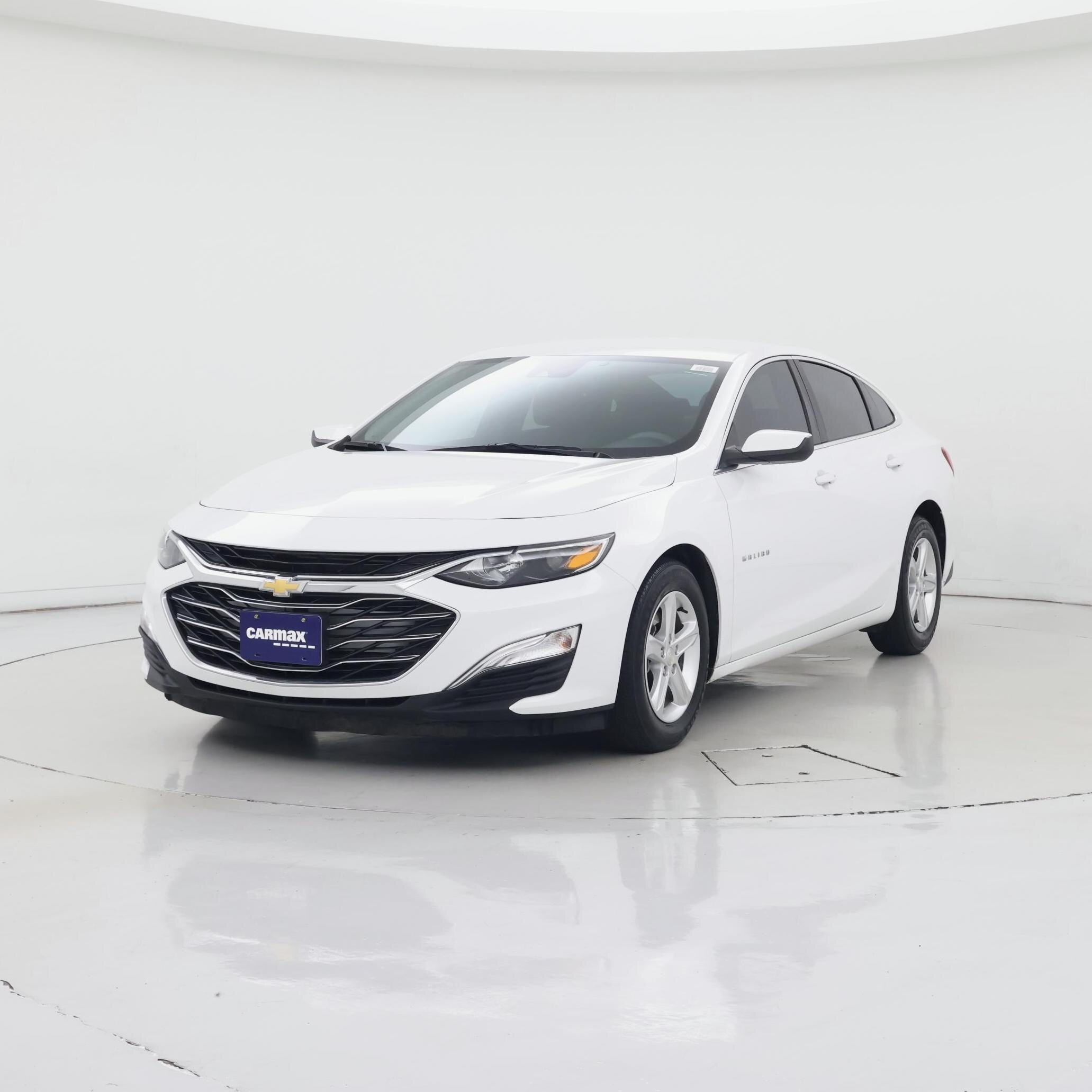Thumbnail: 2019 Chevrolet Malibu - 4
