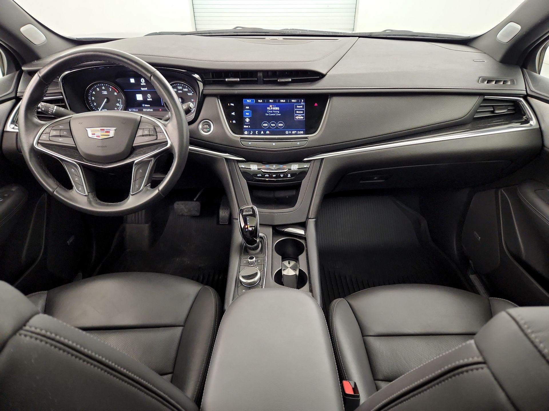 Thumbnail: 2021 Cadillac XT5 - 9
